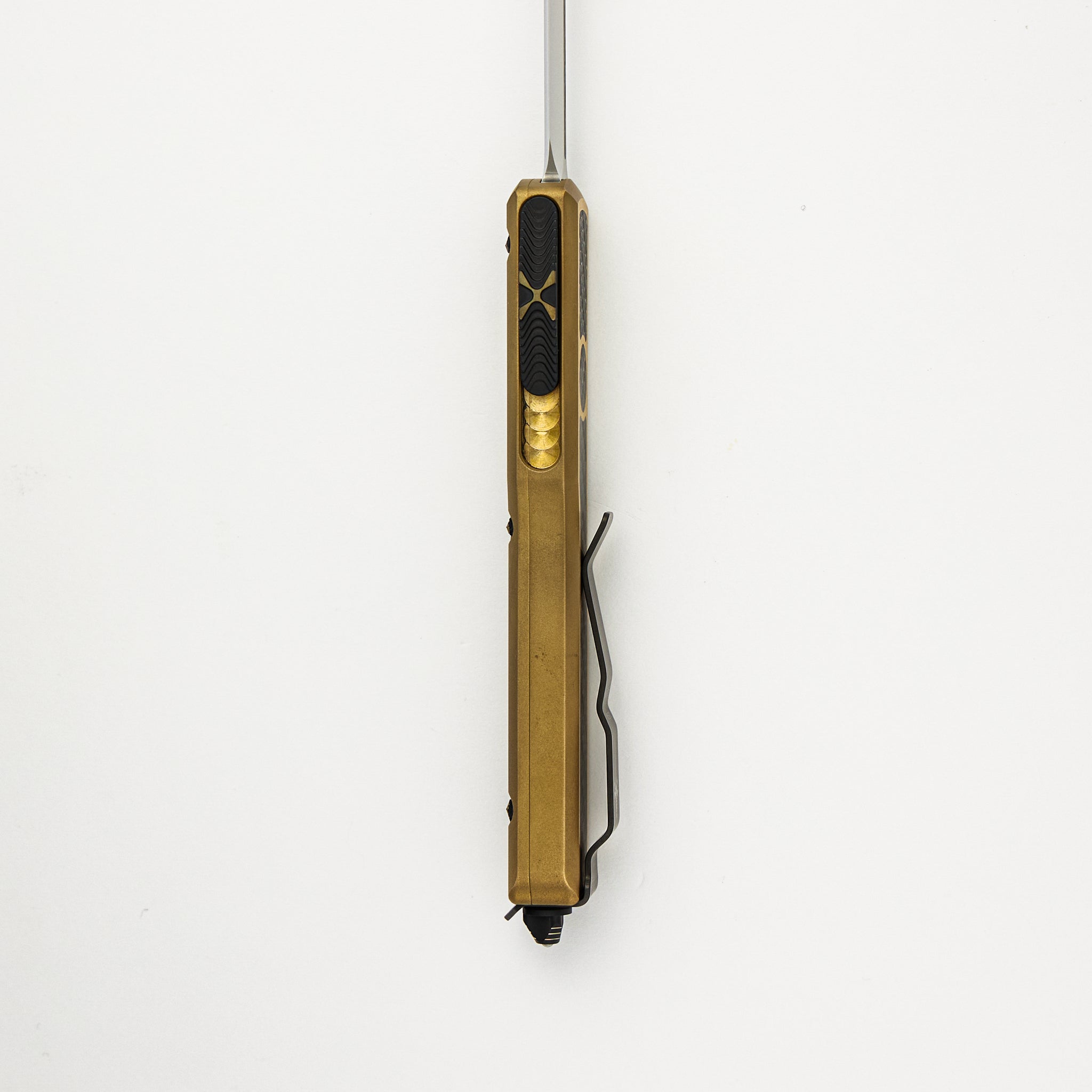 Marfione Custom Knives Ultratech - D/E Mirror Polish W/ Carbon Fiber Inlay - Two-Tone Brass W/ Carbon Fiber Inlay S/N 021