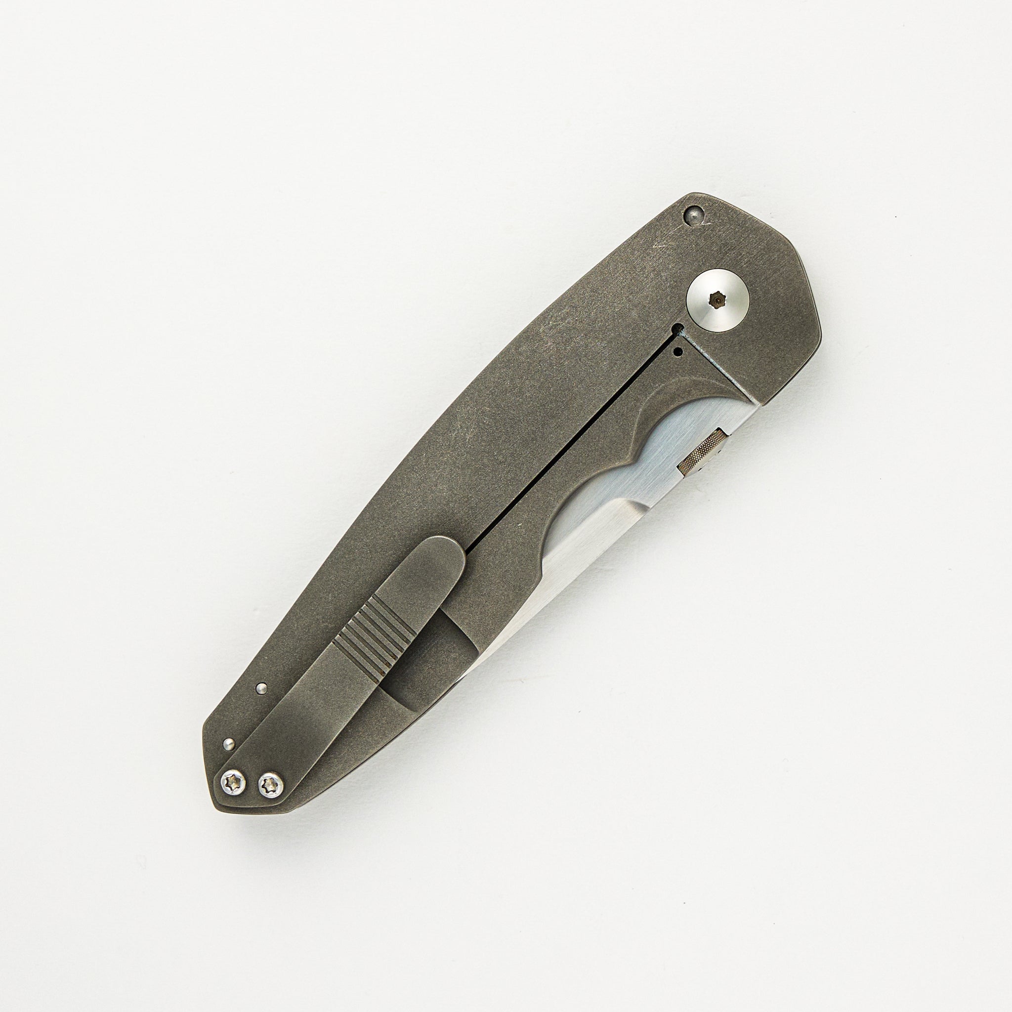 82 Frame Lock