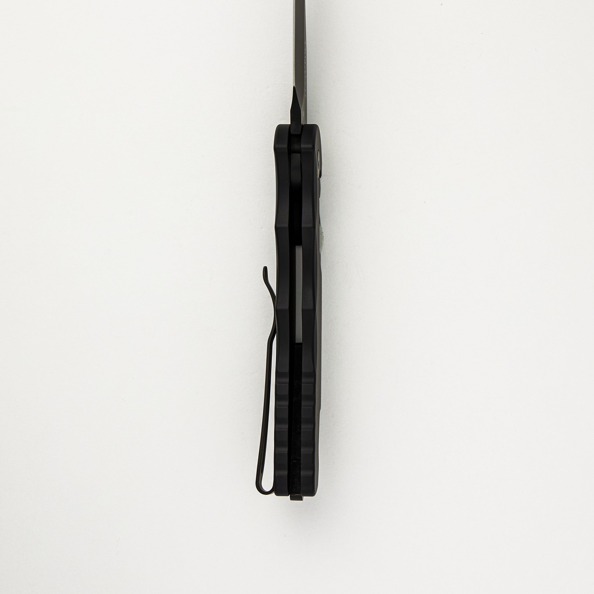 TR-5 Auto - Black Handle - Black DLC S35VN Blade - T503