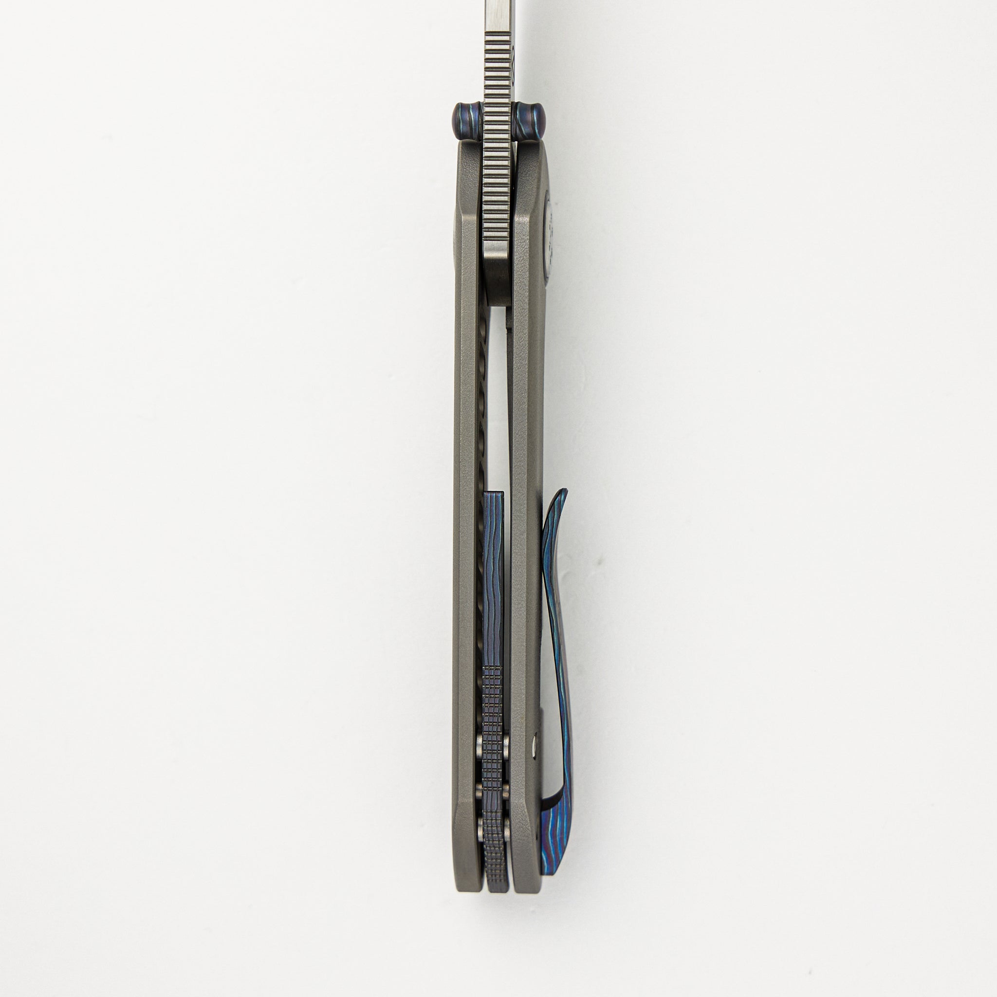 Keen - Titanium W/ Slotted Handle - M390 Blade