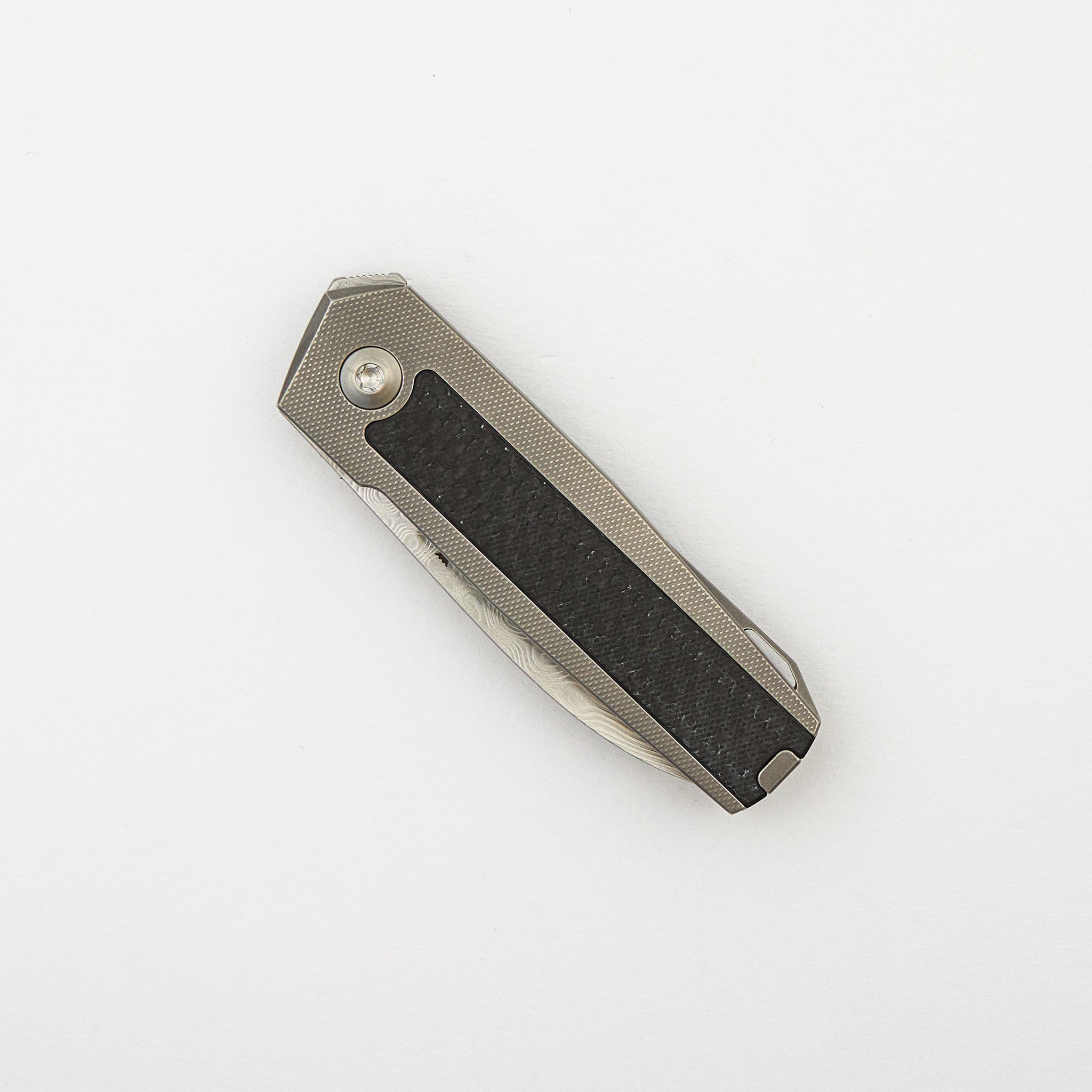 ARN - Grey/Satin - Titanium Handle - Carbon Fiber Inlays - Damasteel Blade - #110