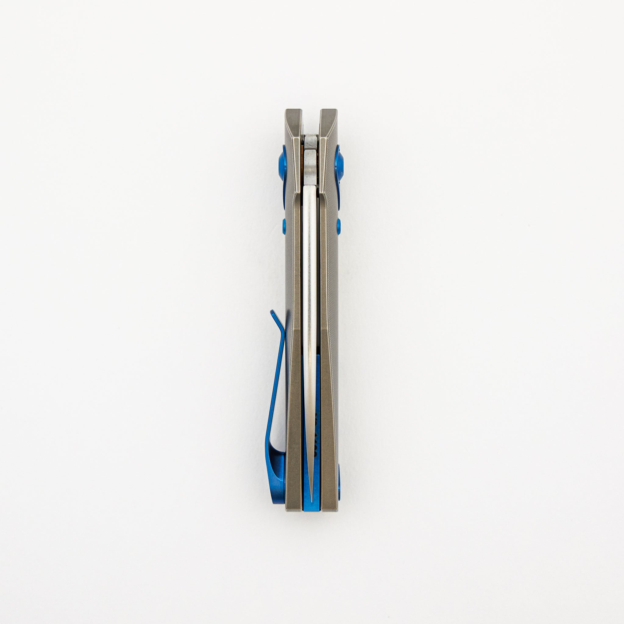 Aros - Grey/Blue Titanium Handle - RWL34 Blade