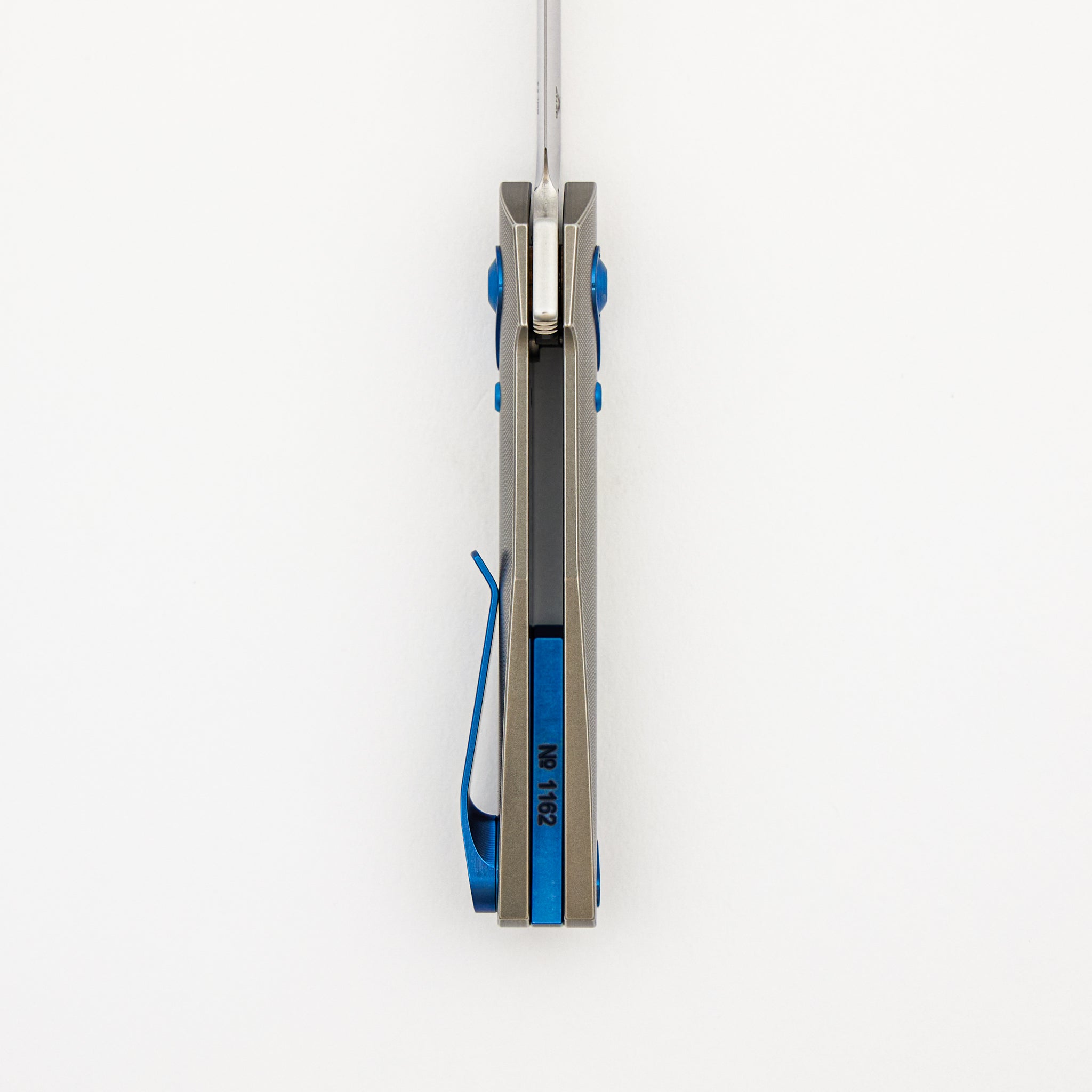 Aros - Grey/Blue Titanium Handle - RWL34 Blade