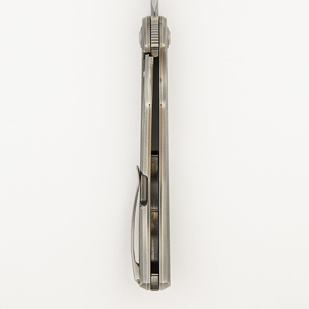 Rebel - Elmax Blade - Titanium Handle