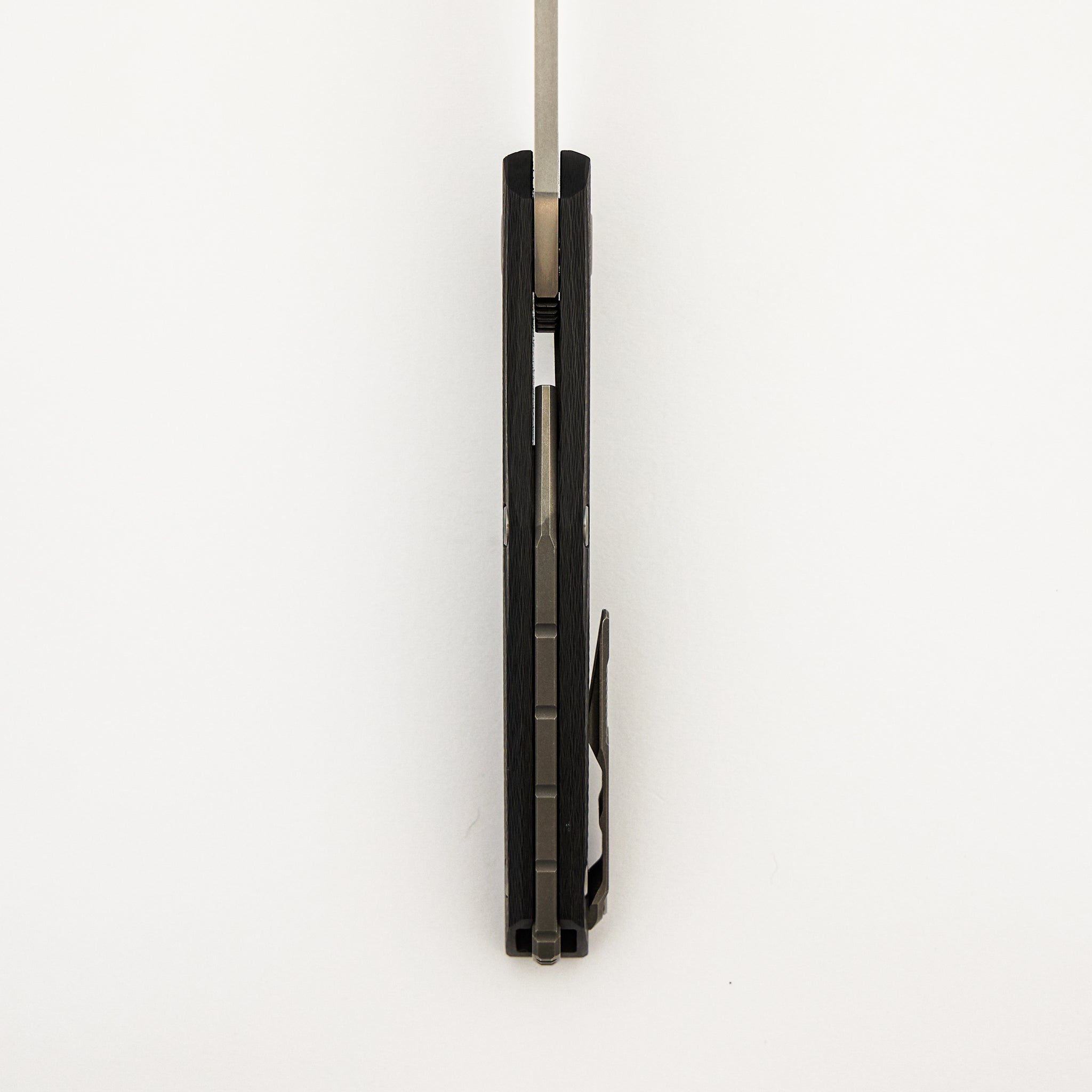 111 - Carbon Fiber Handle - Vanax 37 Blade - MRBS
