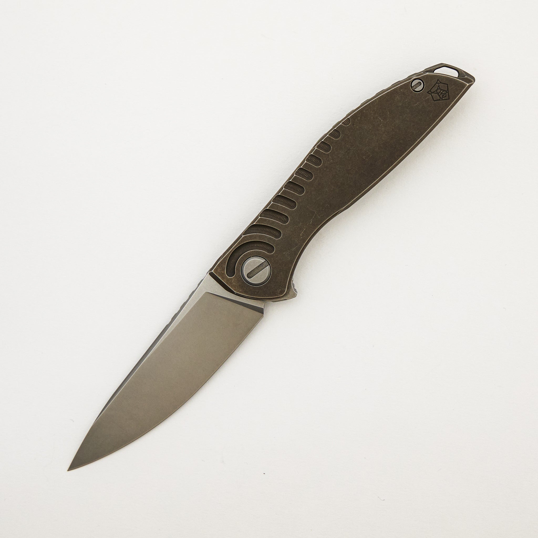 NeOn R20 - Titanium Handle - M390 Blade - MRBS