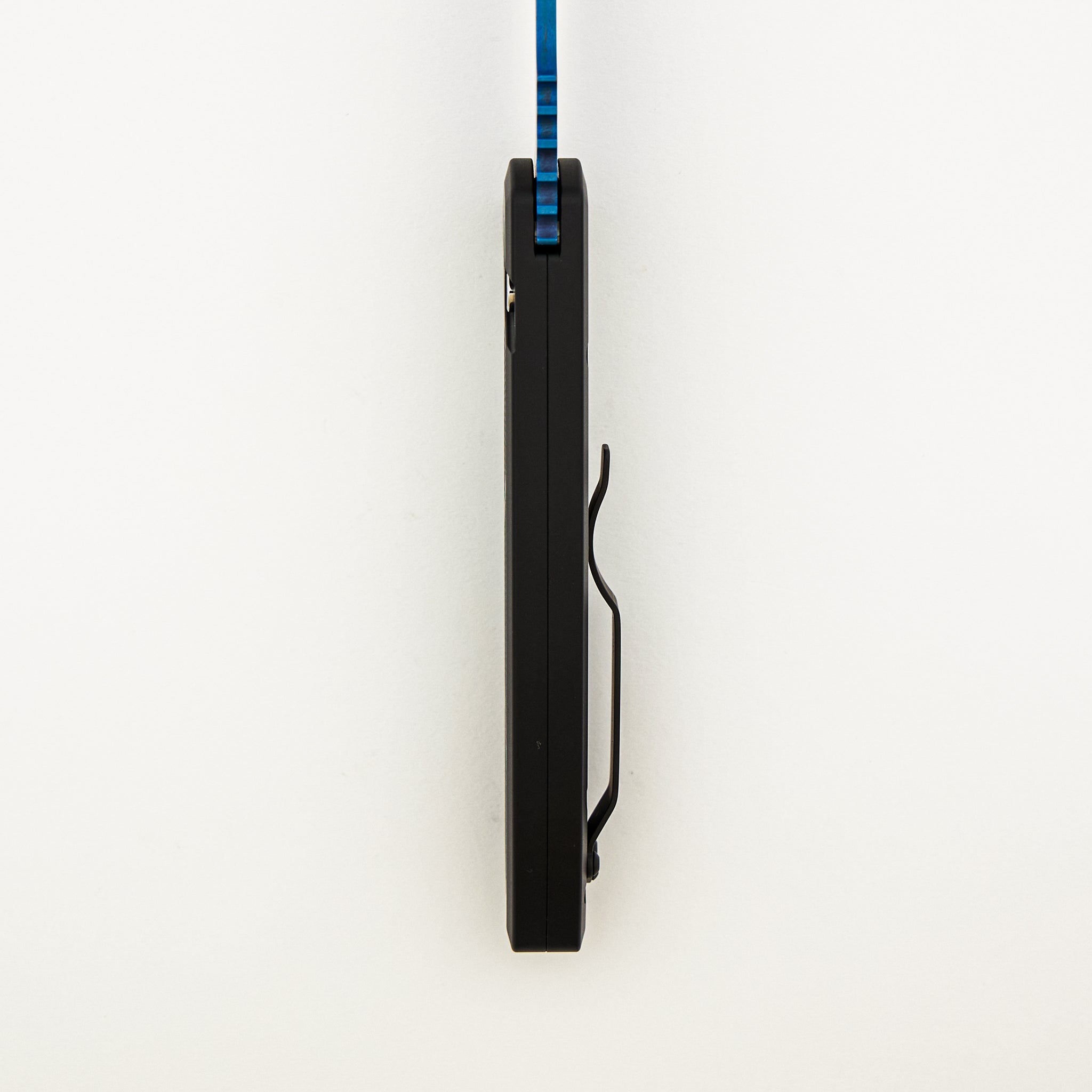 Rockeye Auto - LG307-SB - Textured Black Aluminum Handle - Sapphire Blue S35VN Blade (Les George Design)