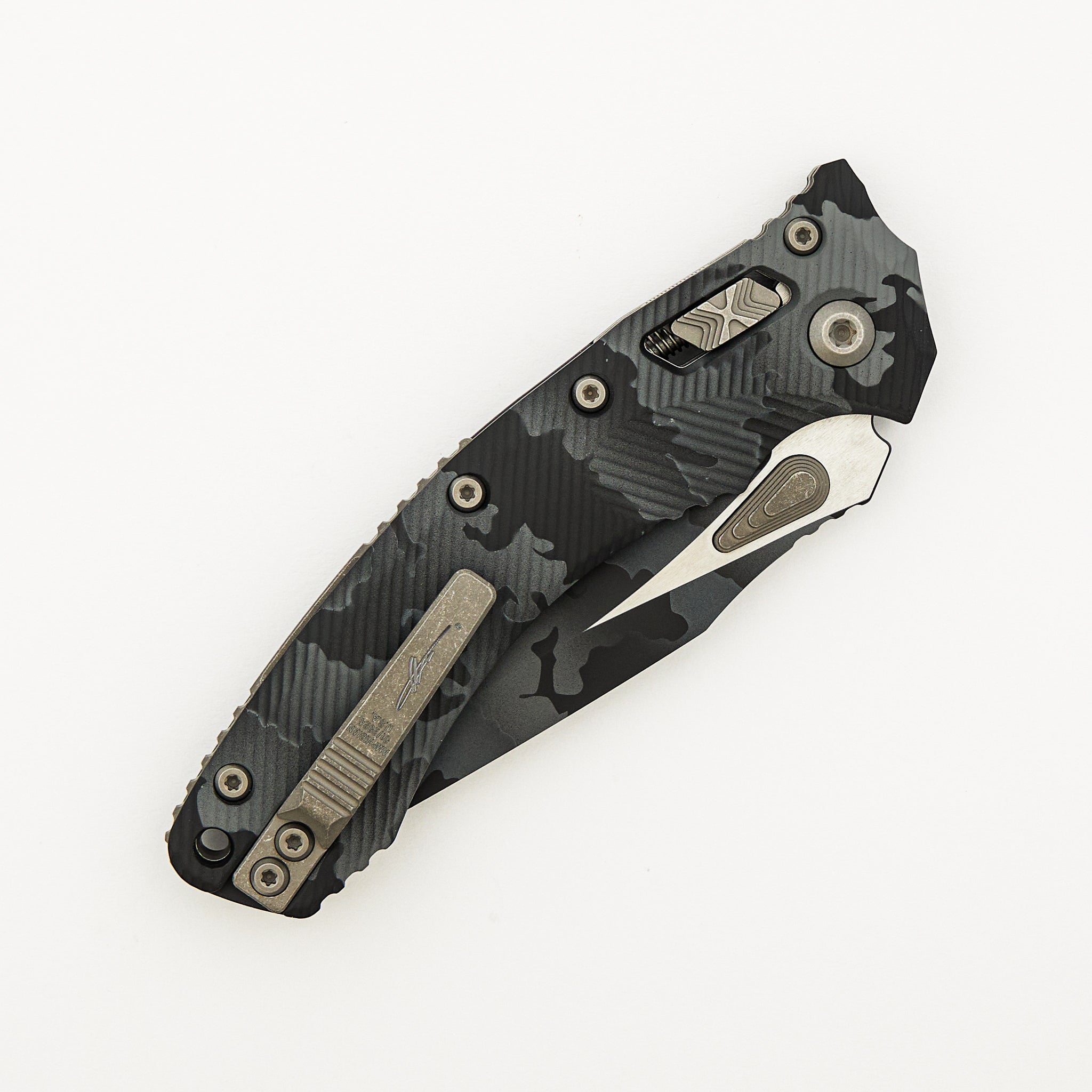 "Signature Series" Amphibian - RAM-LOK S/E - Fluted Urban Camo Standard 137RL-1 FLUCS
