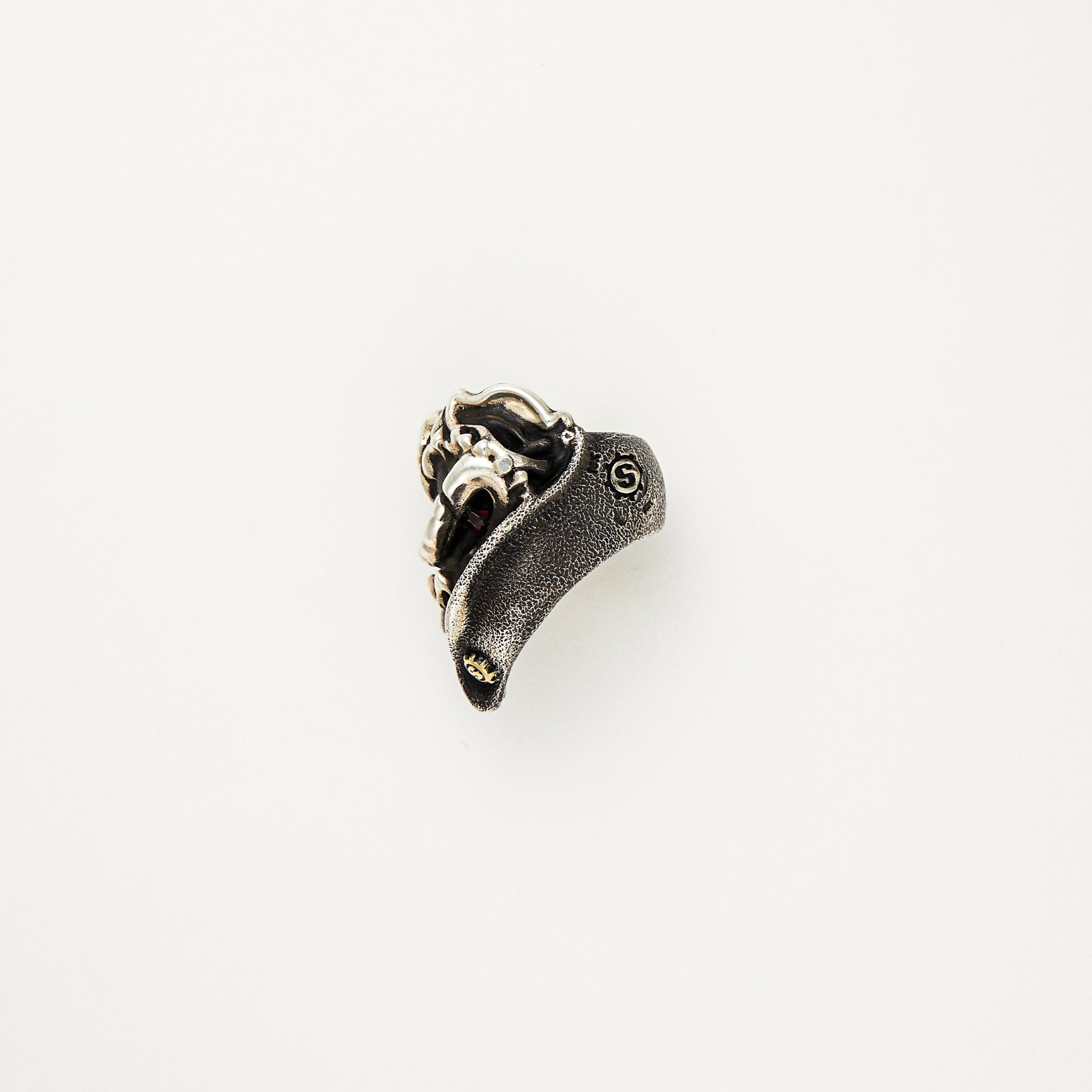 Count Chimpula Puncher W/ Garnet Halloween 2024 Ring - Ag/Au