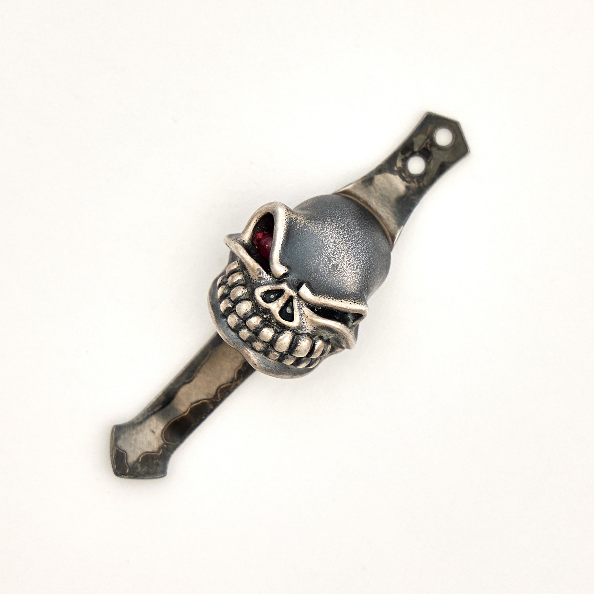 Starlingear Collaboration Silver Slickster W/ Red Eyes Narrow Two-Hole Clip