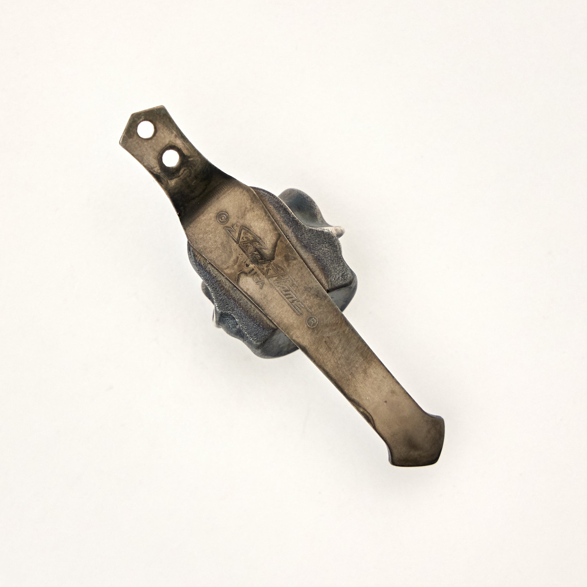 Starlingear Collaboration Silver Slickster W/ Red Eyes Narrow Two-Hole Clip