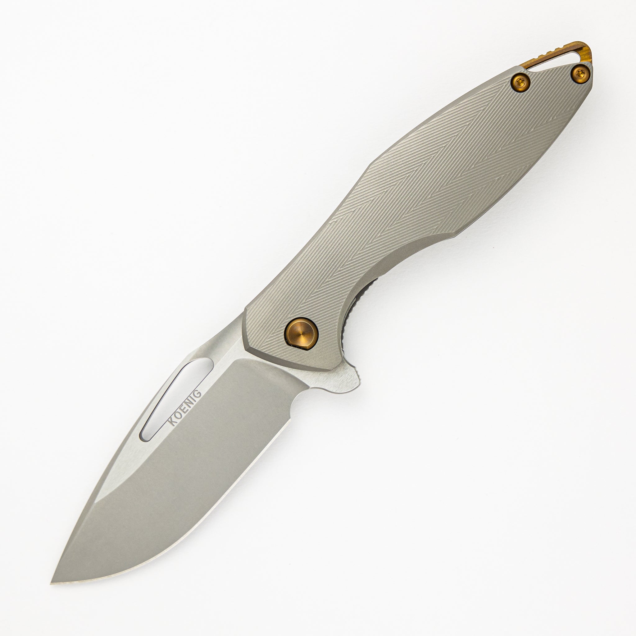 Arius - Patterned Titanium Handle - 20CV Blade