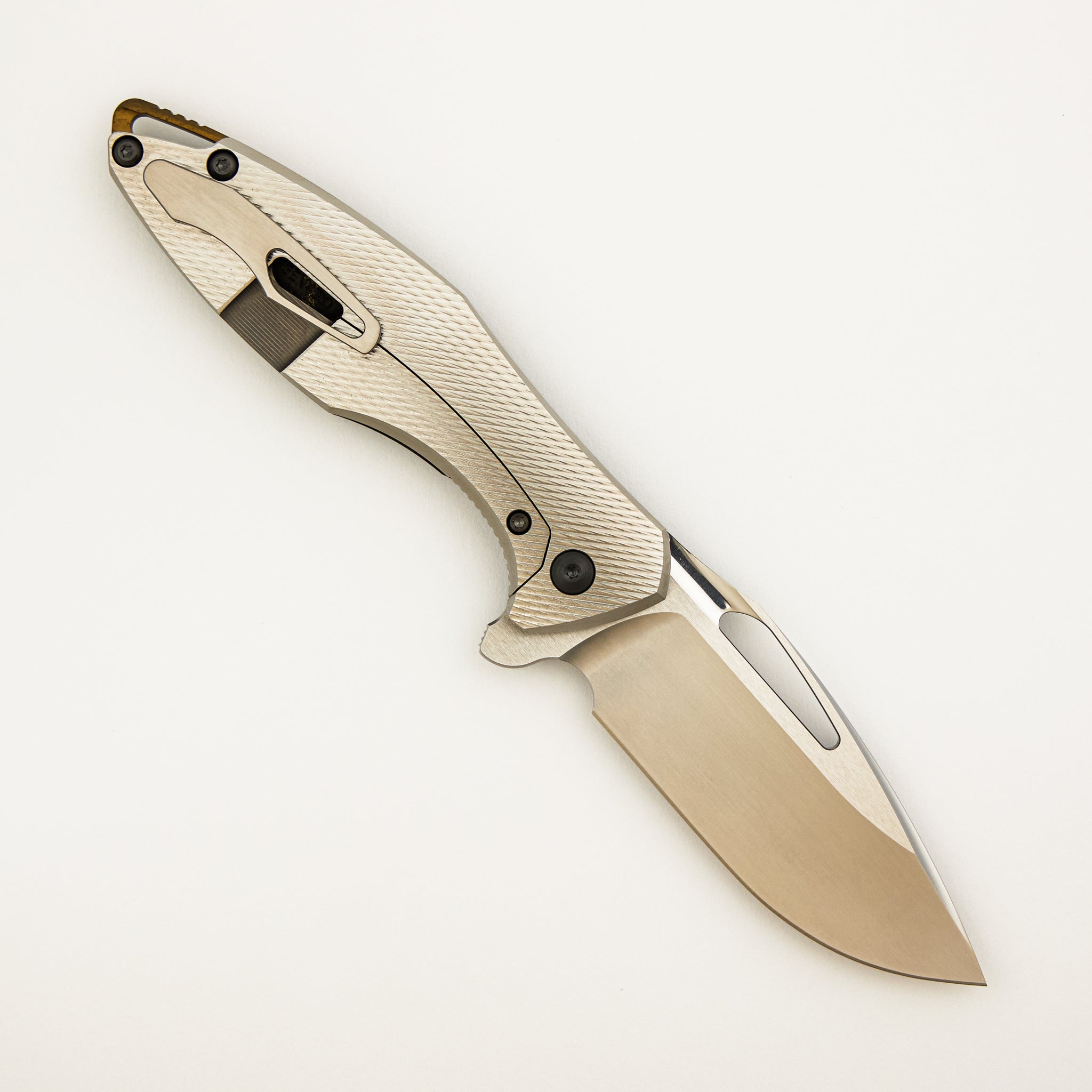 Custom Arius