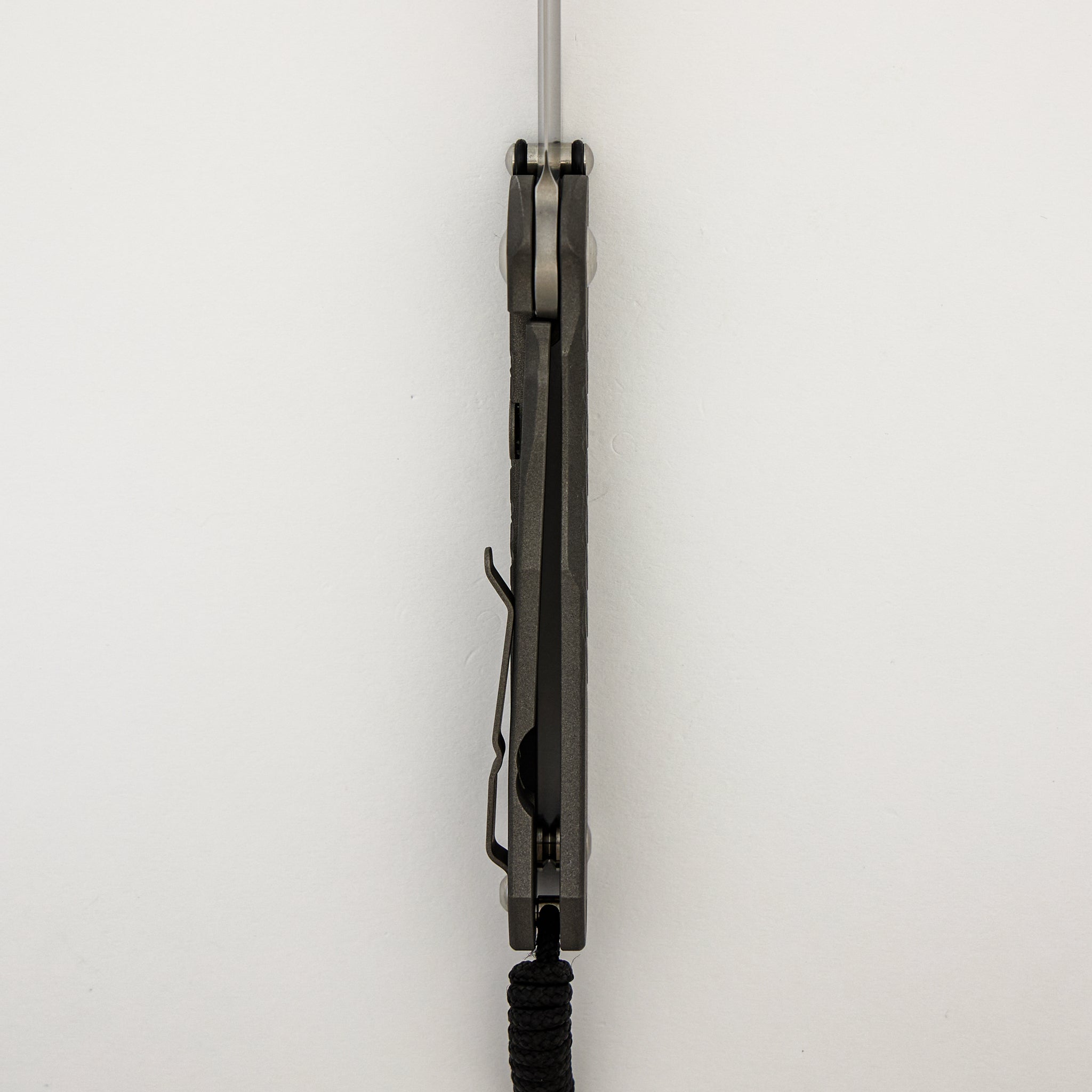 Umnumzaan - Drop Point CPM S45VN Blade - Titanium Handle