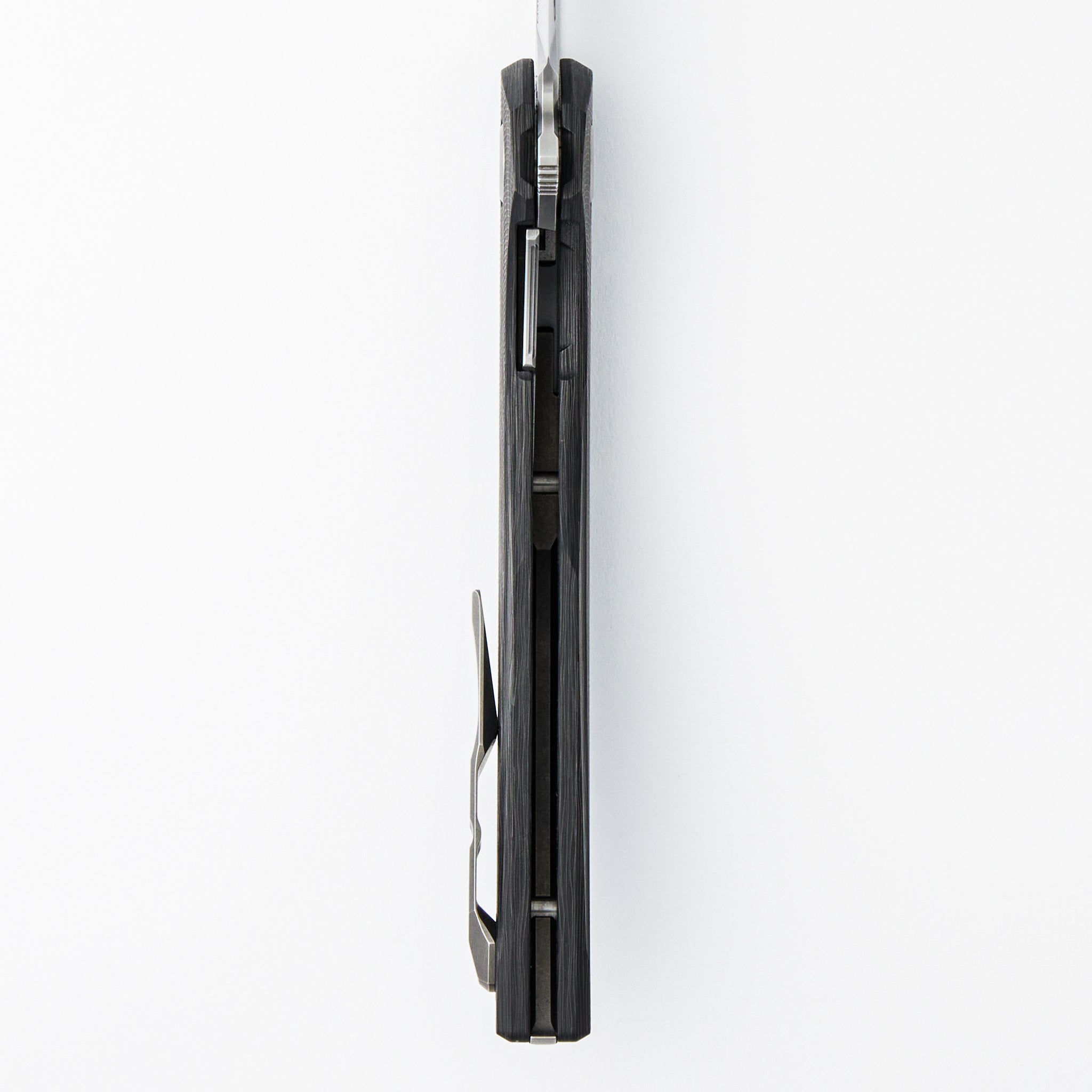 111 Gen 5.1 – M390 Blade – Carbon Fiber Handle – MRBS