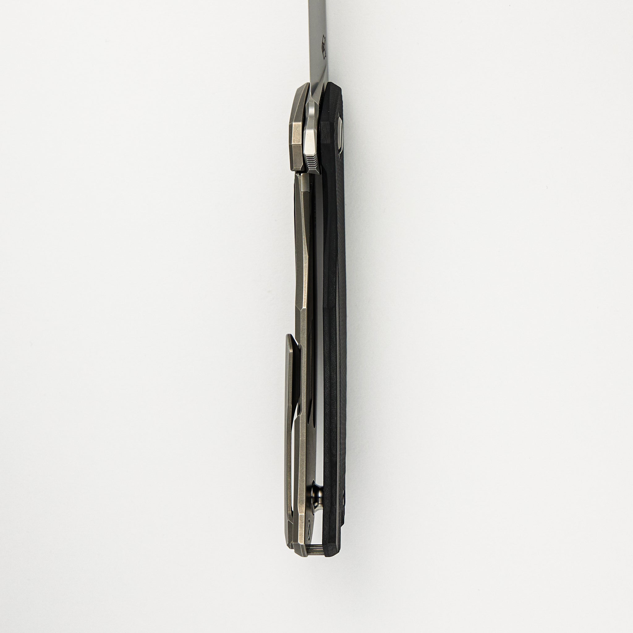 Ursus Quantium - Cromax PM Blade - Black G10 Handle - MRBS