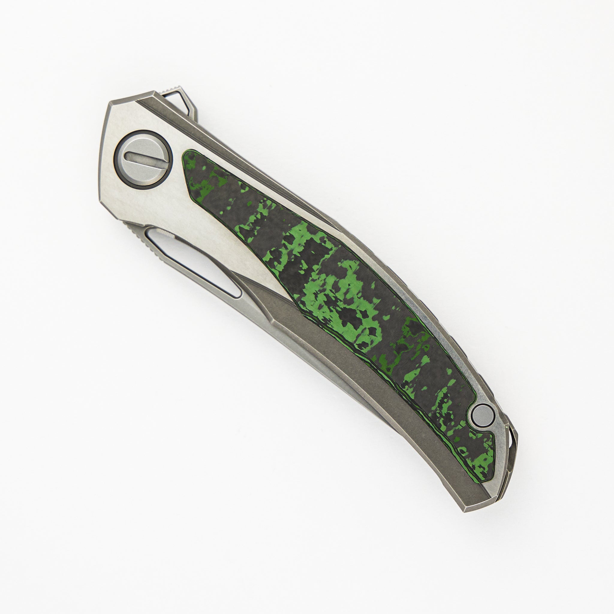 Quantum - Titanium/Jungle Wear Carbon Fiber Handle - M390 Blade - MRBS