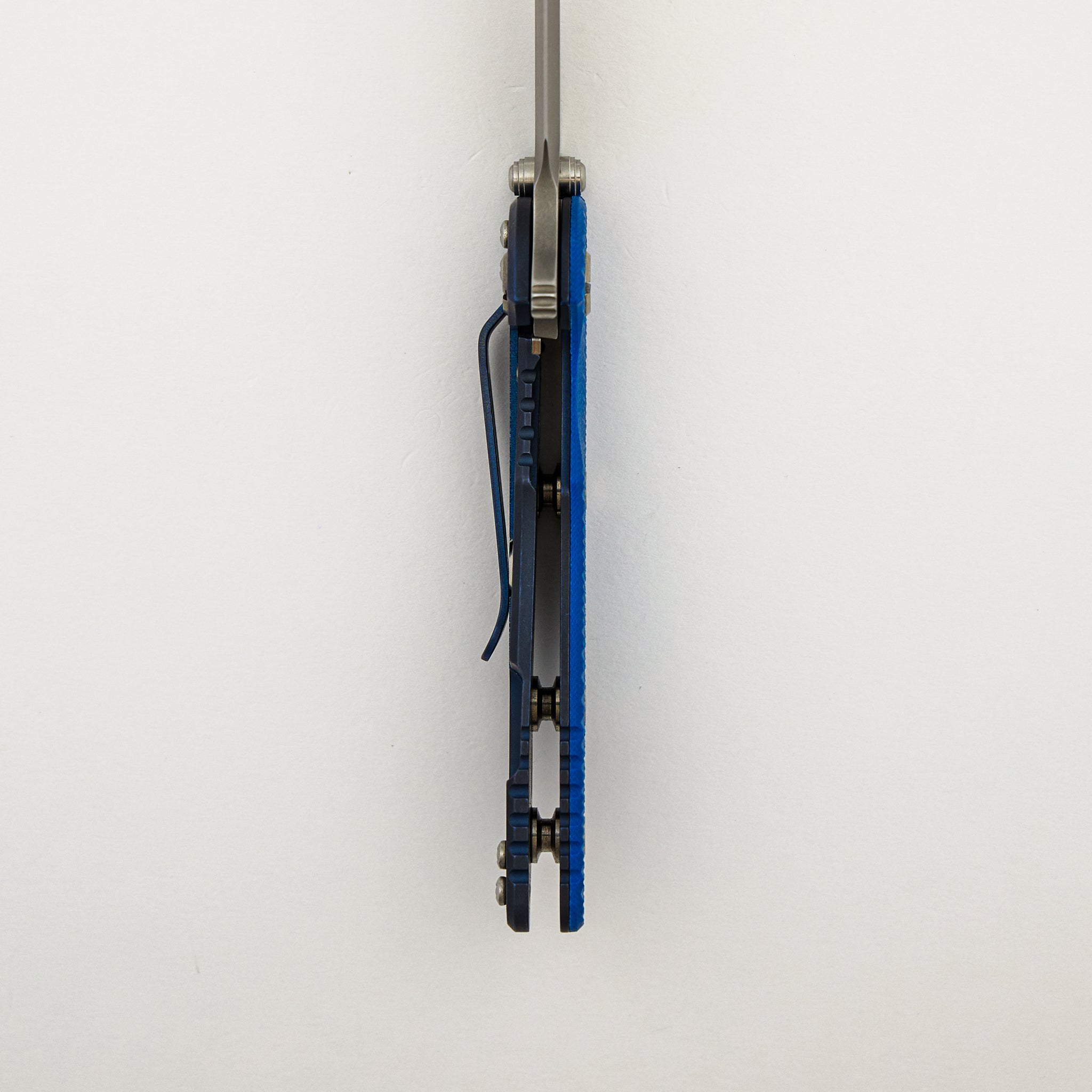 XM-18 3.0" - S45VN Harpoon Tanto - Tri-Way - Battle Blue - Blue G10