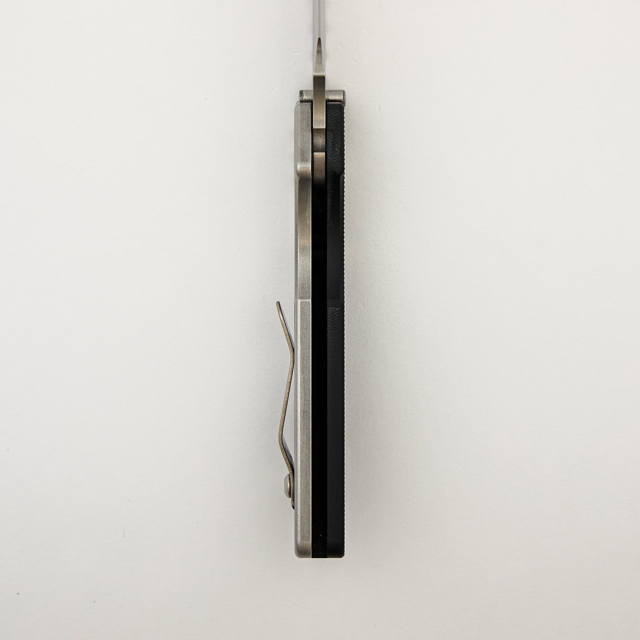 SNG - Stonewashed 154-CM Blade - Stonewashed Steel/Black G10 Handle - Pearl Button