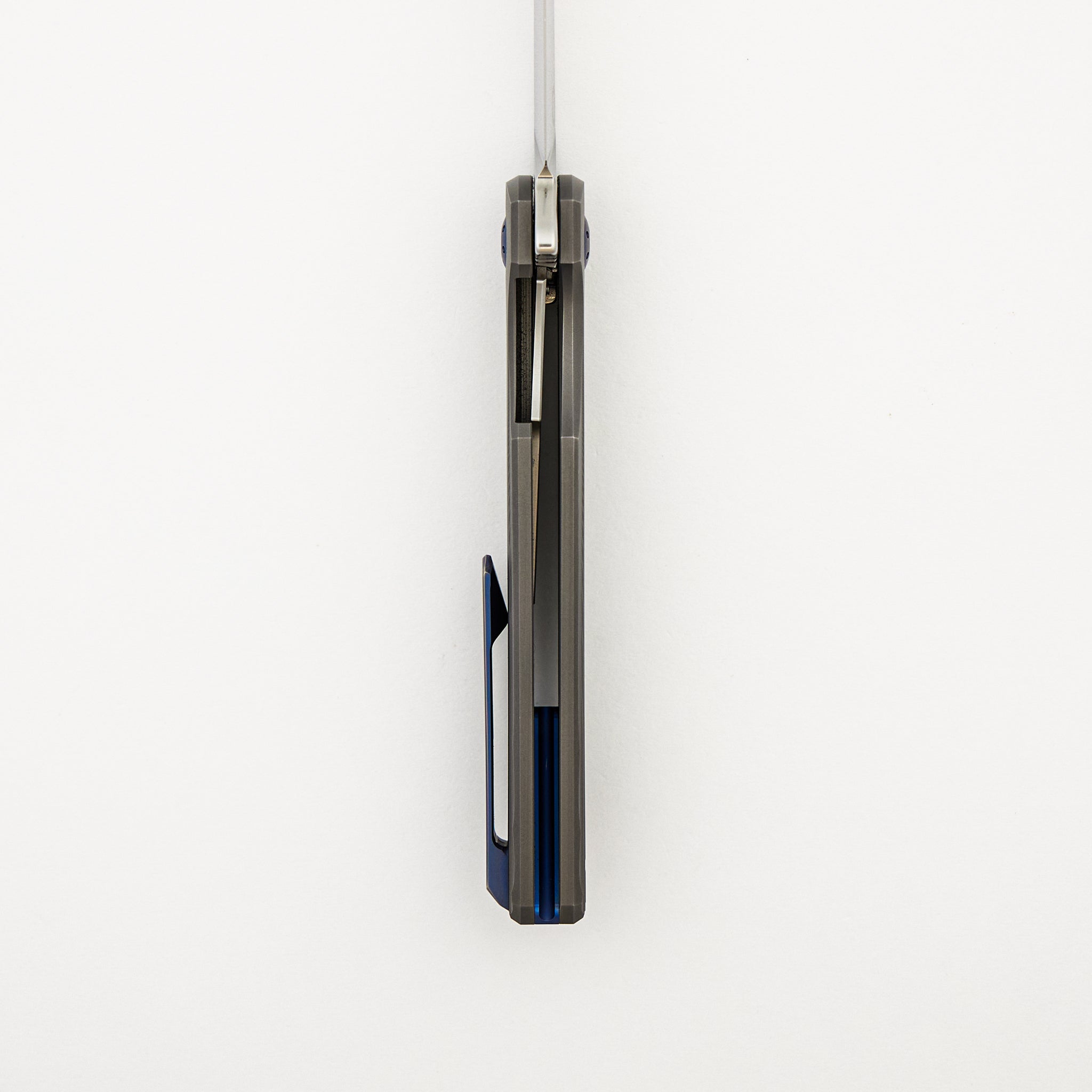Specter Liner Lock V4 #1030