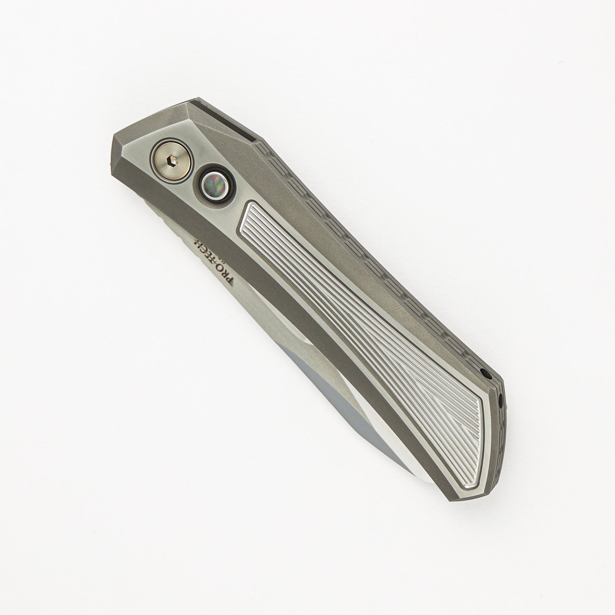 Oligarch - Mirror Polish Blade - Pearl Button (Sinkevich Design)