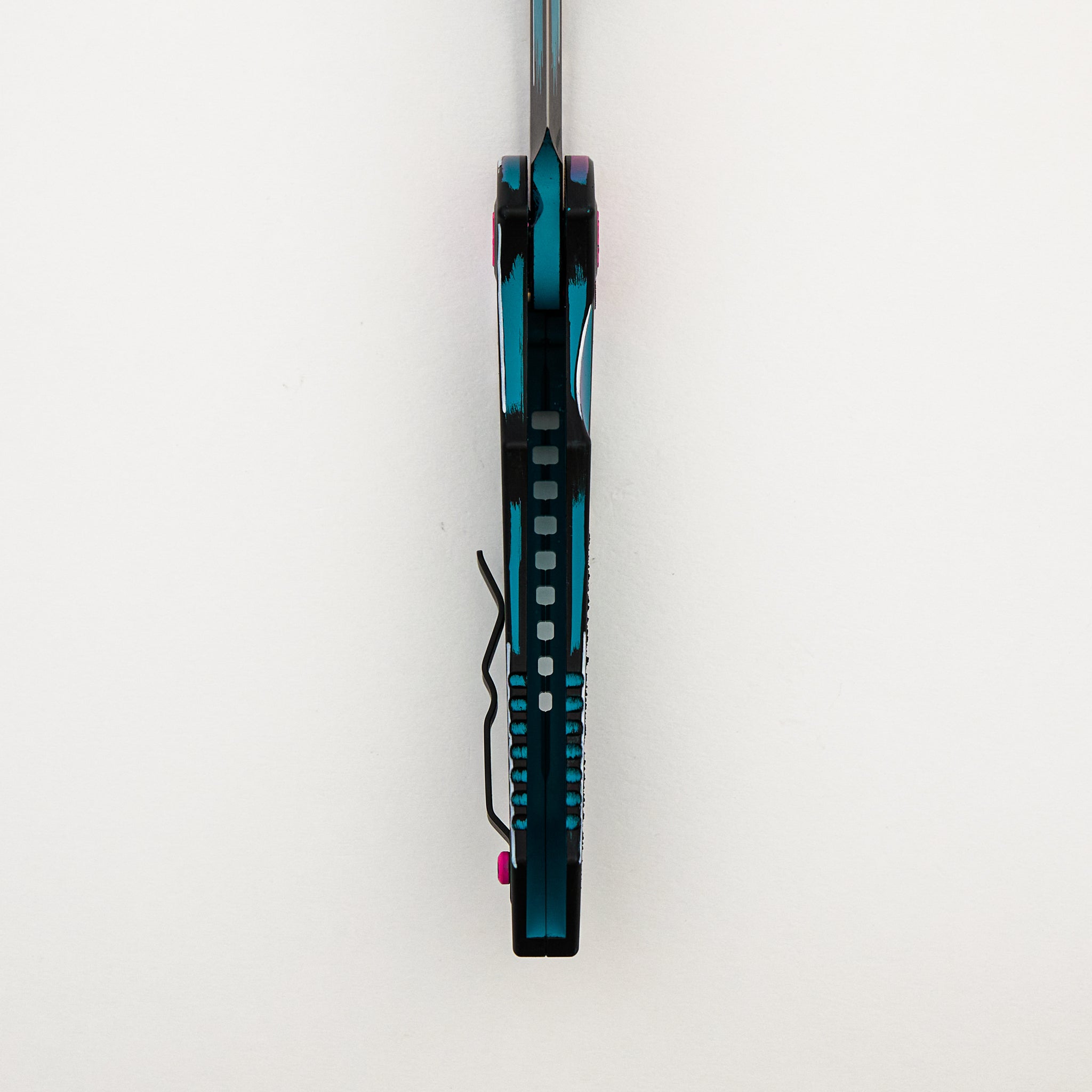 Pariah Manual - Tanto - Miami Vice - CEL Shading