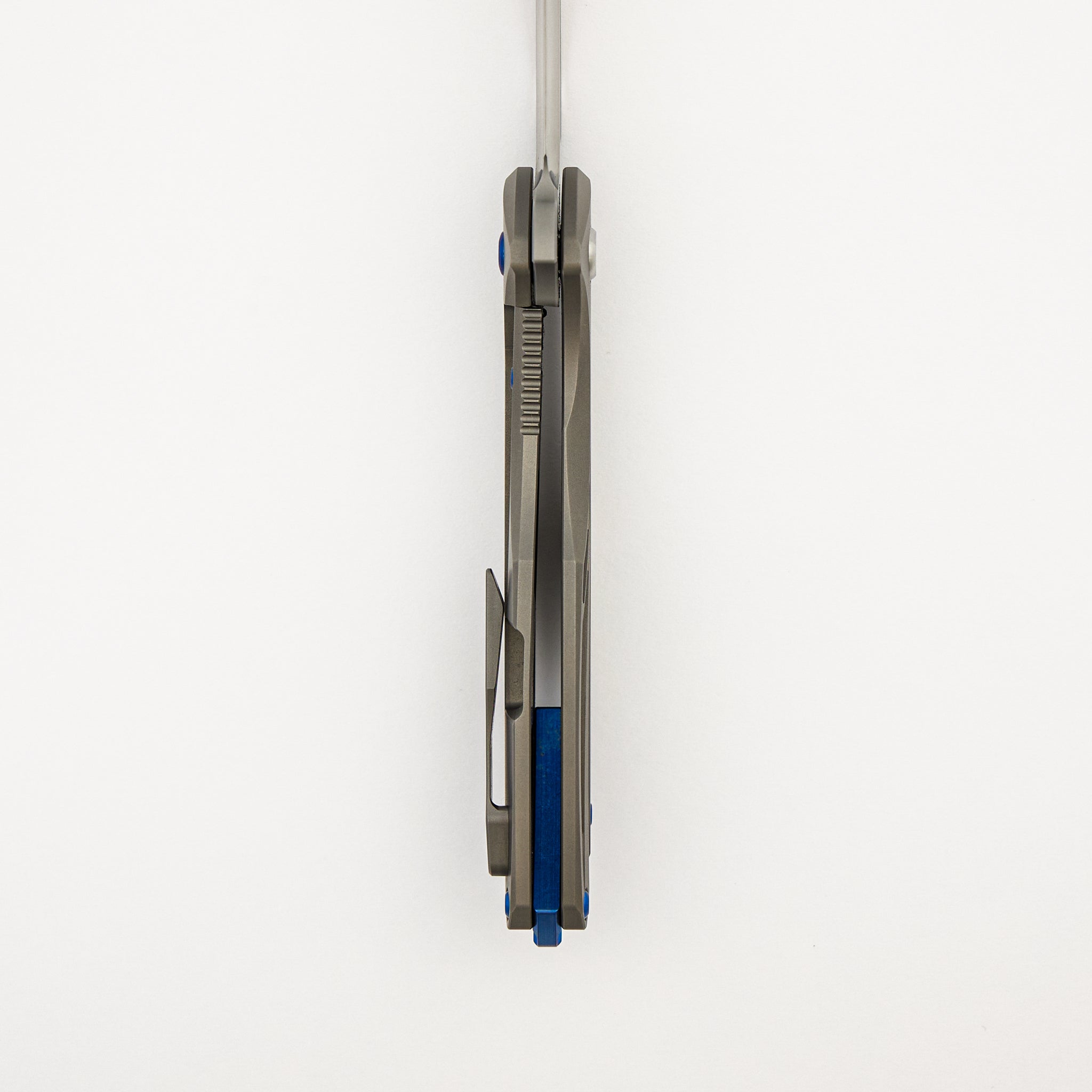 Arius - Style 55 Titanium Handle - CTS-XHP Blade