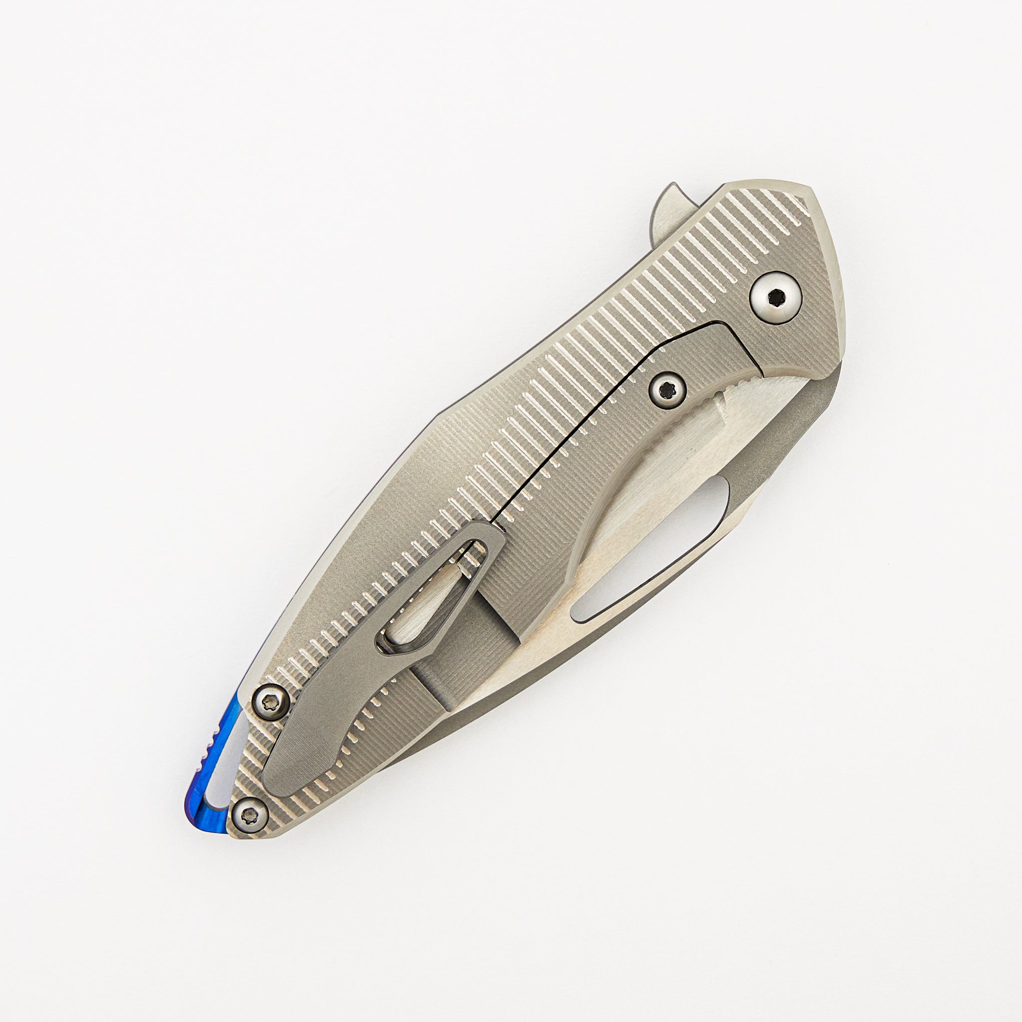 Arius 57 - Titanium Handle - CTS-204P Blade