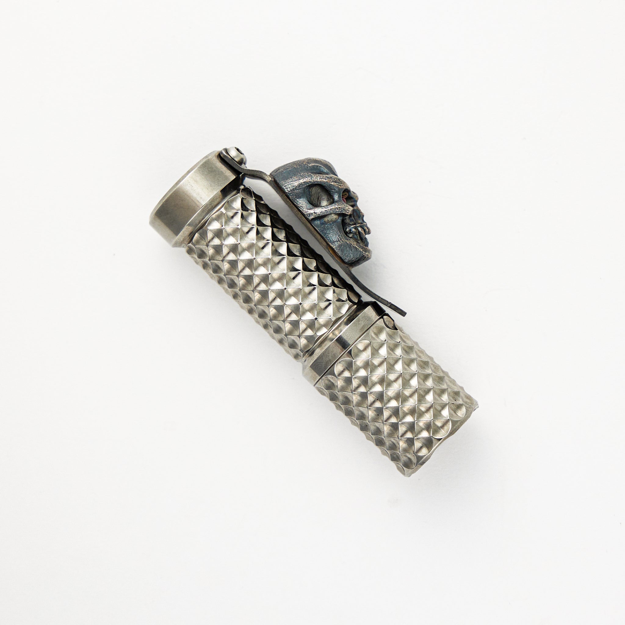 Total Tesseract Trident Flashlight / Steel Flame Hardness Clip
