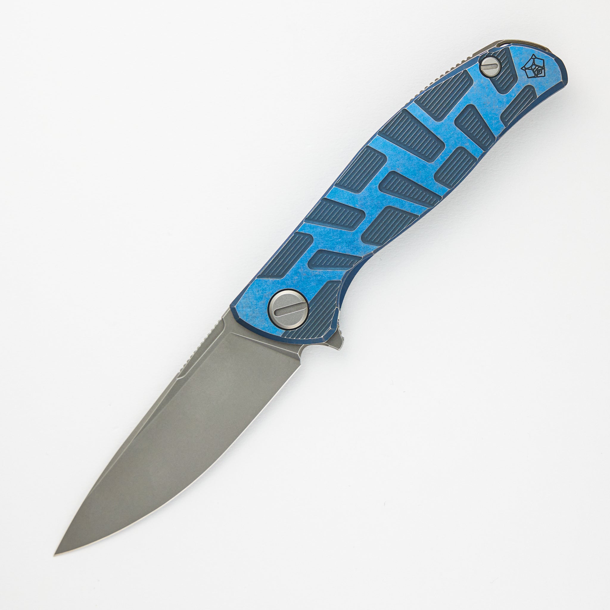 F95 T Pattern Gen. 4 – Blue Ano Titanium Handle – M390 Blade – MRBS