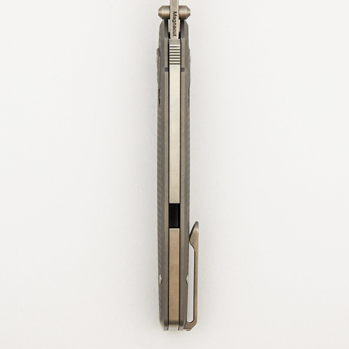 The Titan - MagnaCut Blade - Titanium Handle