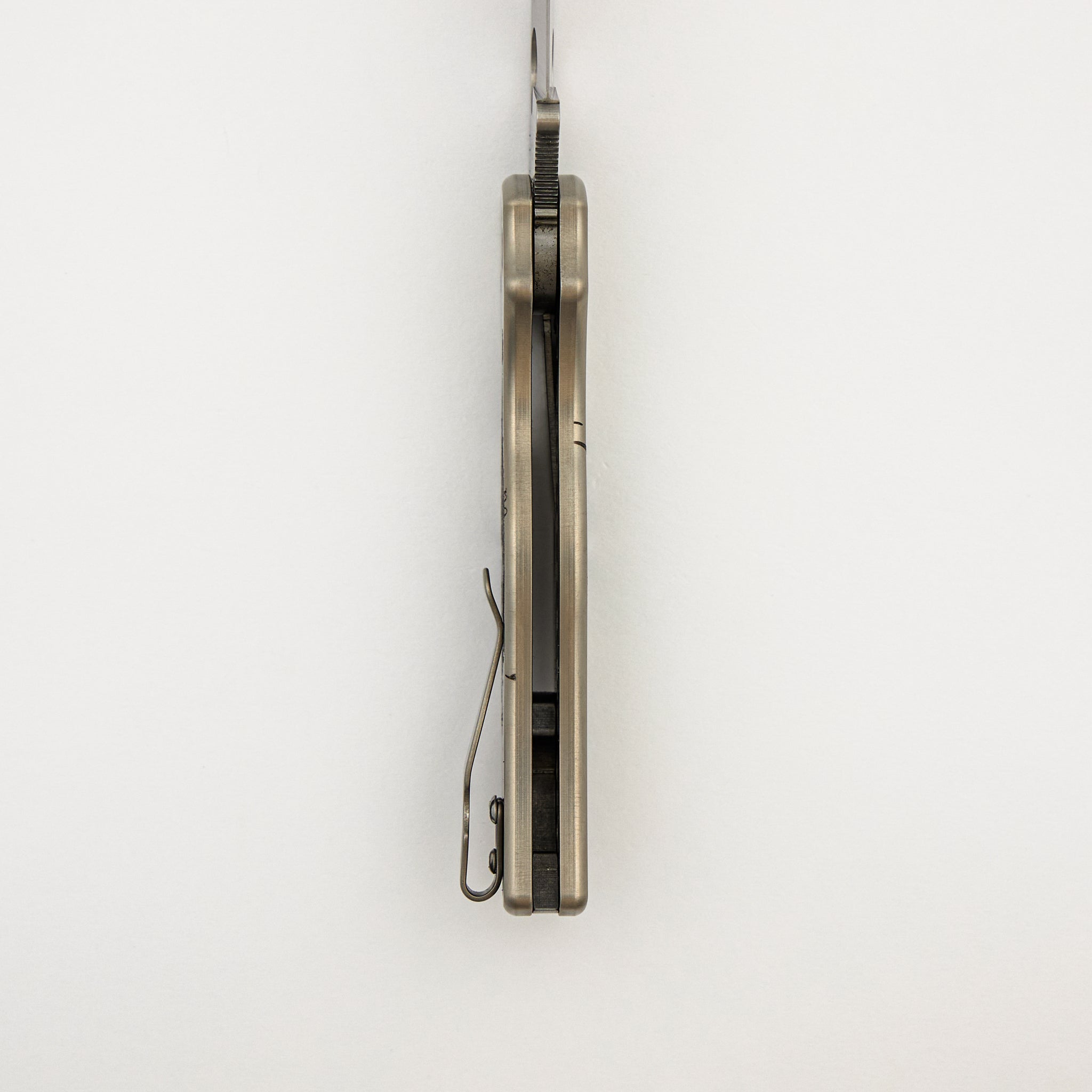 Shaman C229GP W/ Extra Black G10 Scales