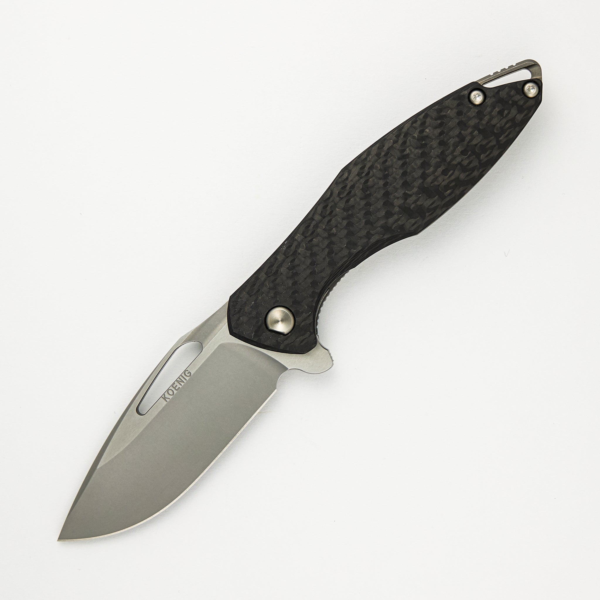 Arius - Titanium/Smooth Carbon Fiber Handle - Burnished W Polished Flats M390 Blade