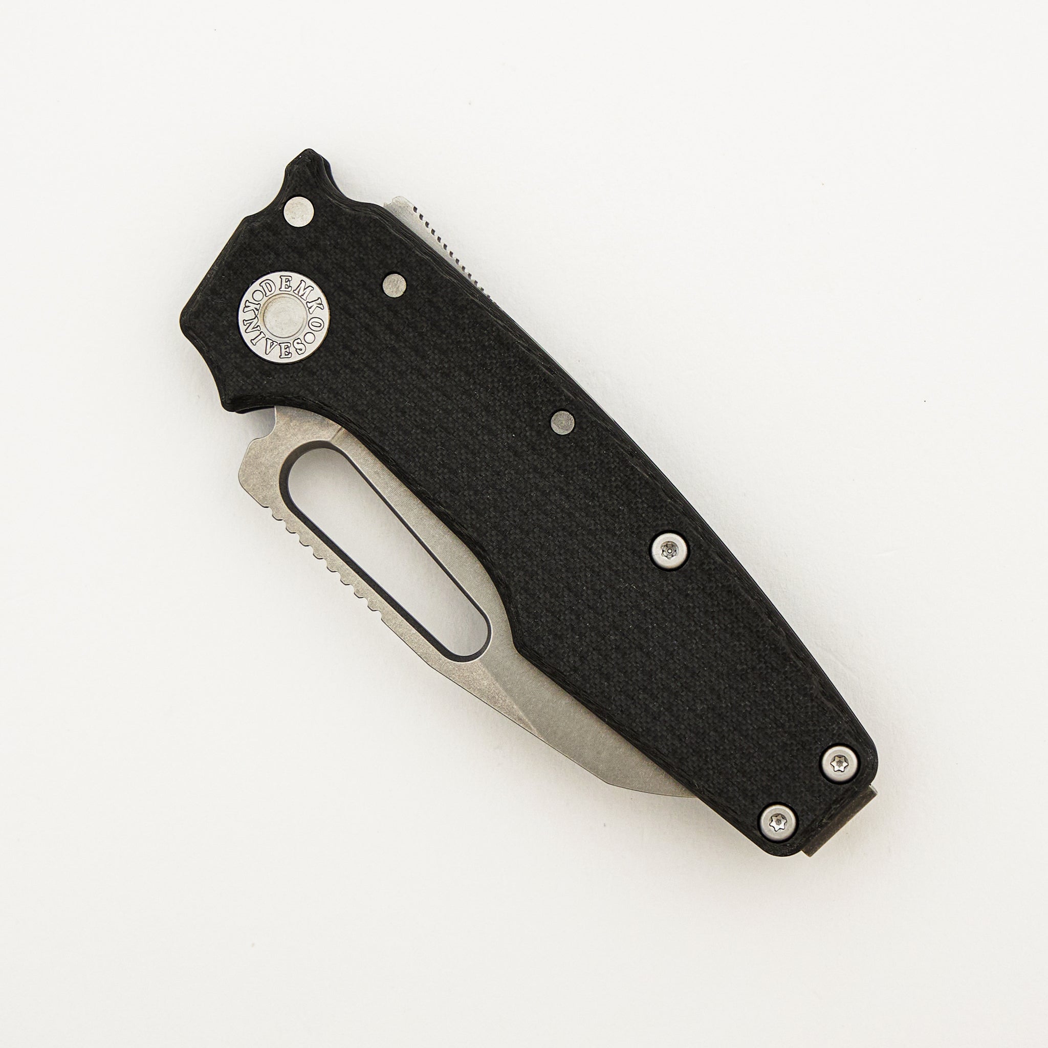 AD22 - MagnaCut Blade - Carbon Fiber Handle