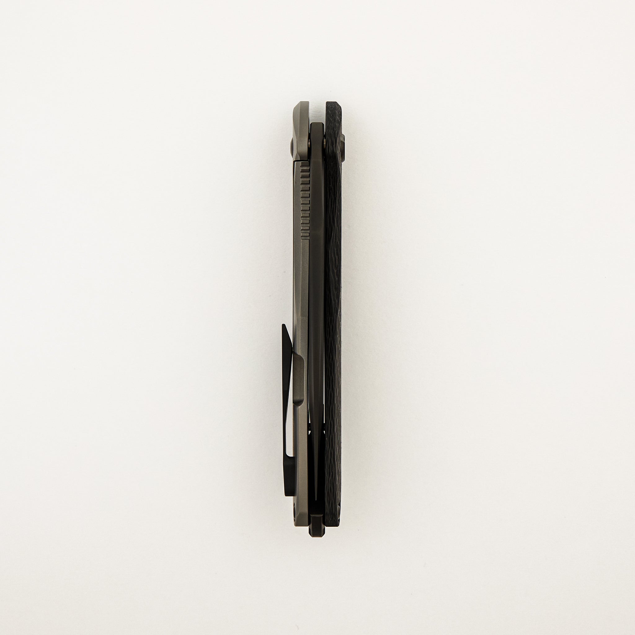 Arius - Non-Flipper - Matte DLC M390 Blade - Smooth Carbon Fiber Handle - DLC Hardware