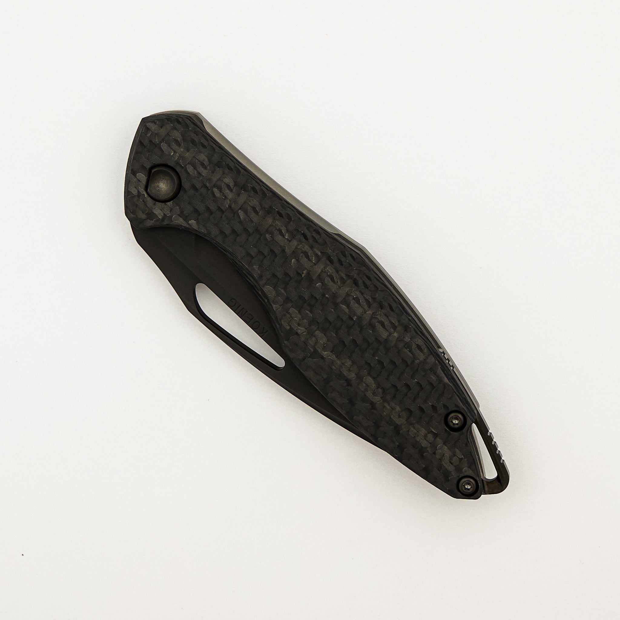 Arius - Non-Flipper - Matte DLC M390 Blade - Smooth Carbon Fiber Handle - DLC Hardware