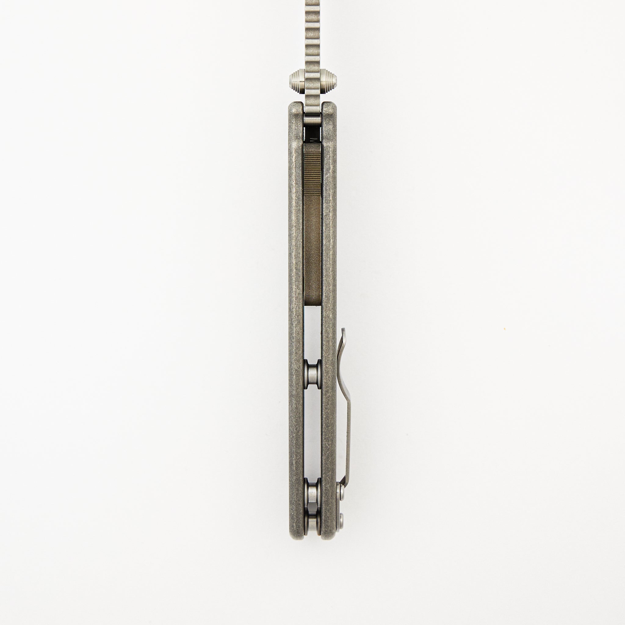 AD20 XL - Drop Point MagnaCut Blade - Titanium Handle