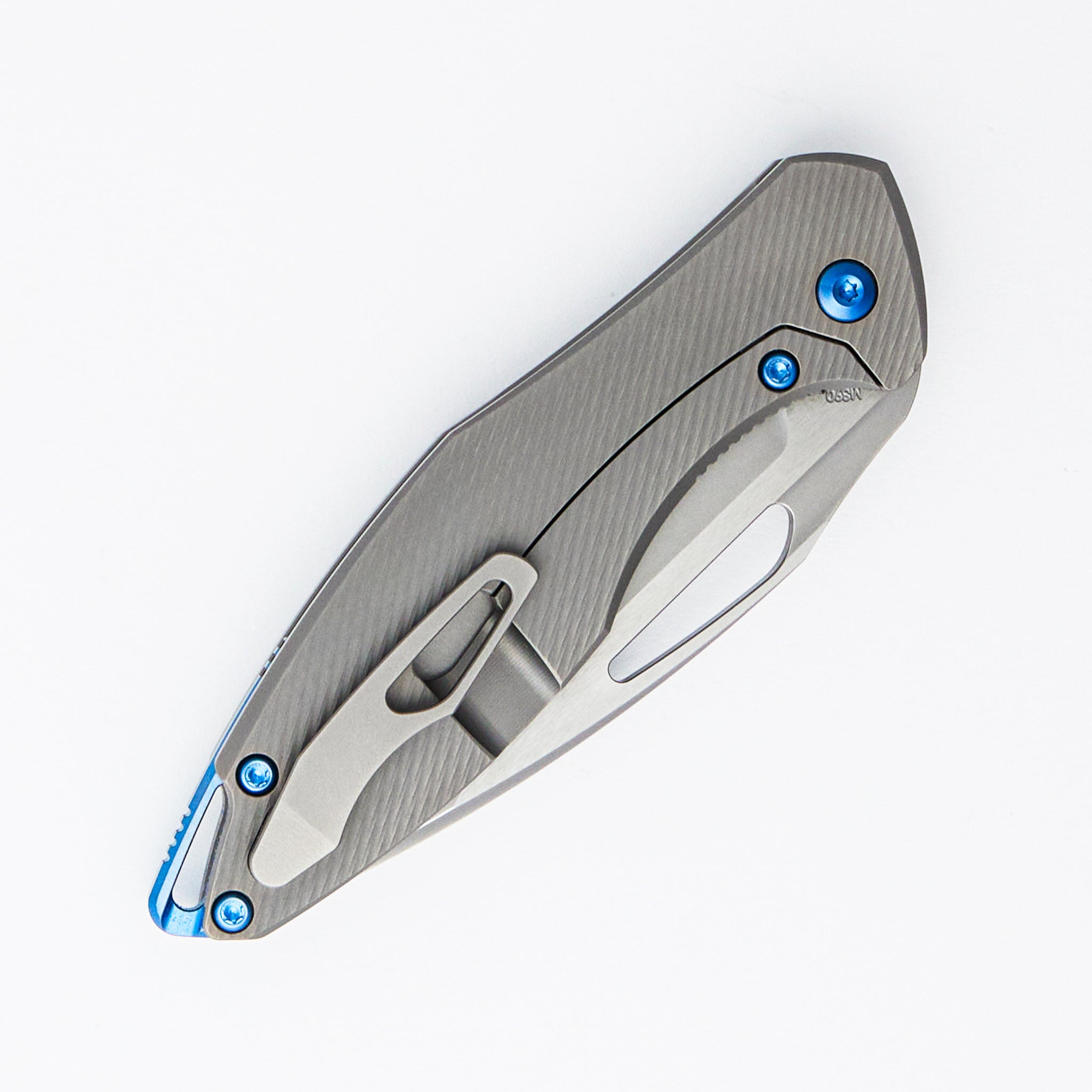 Mini Arius - Corda Titanium Handle - Blue Hardware - Burnished W/ Polished Flats M390 Blade