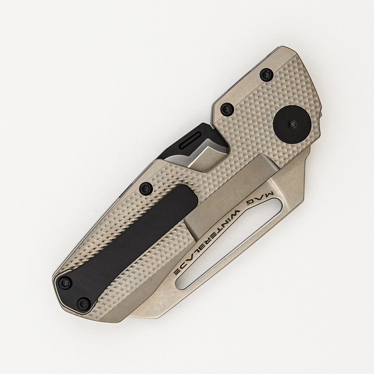 Factor - MagnaCut Blade - Titanium Handle