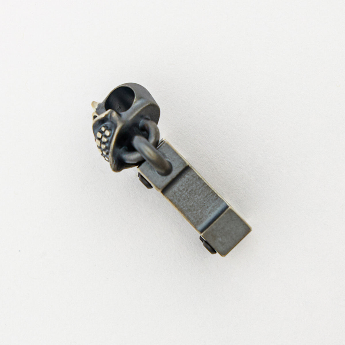 Starlingear Collaboration Killbox Pendant - Silver Vigilant Slickster Bail