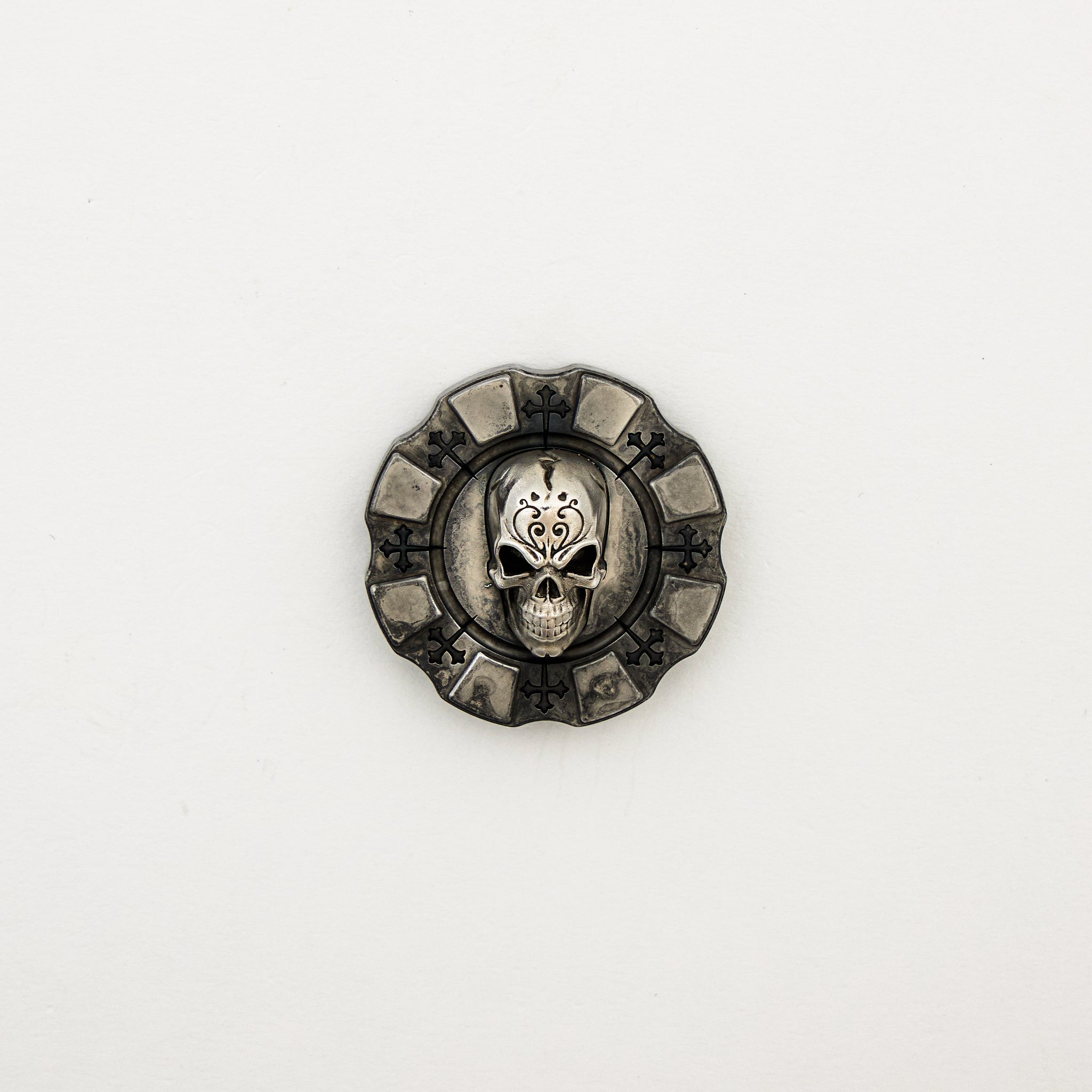 Borka Blades Collaboration 3D Skull Poker Chip - Steel/Silver