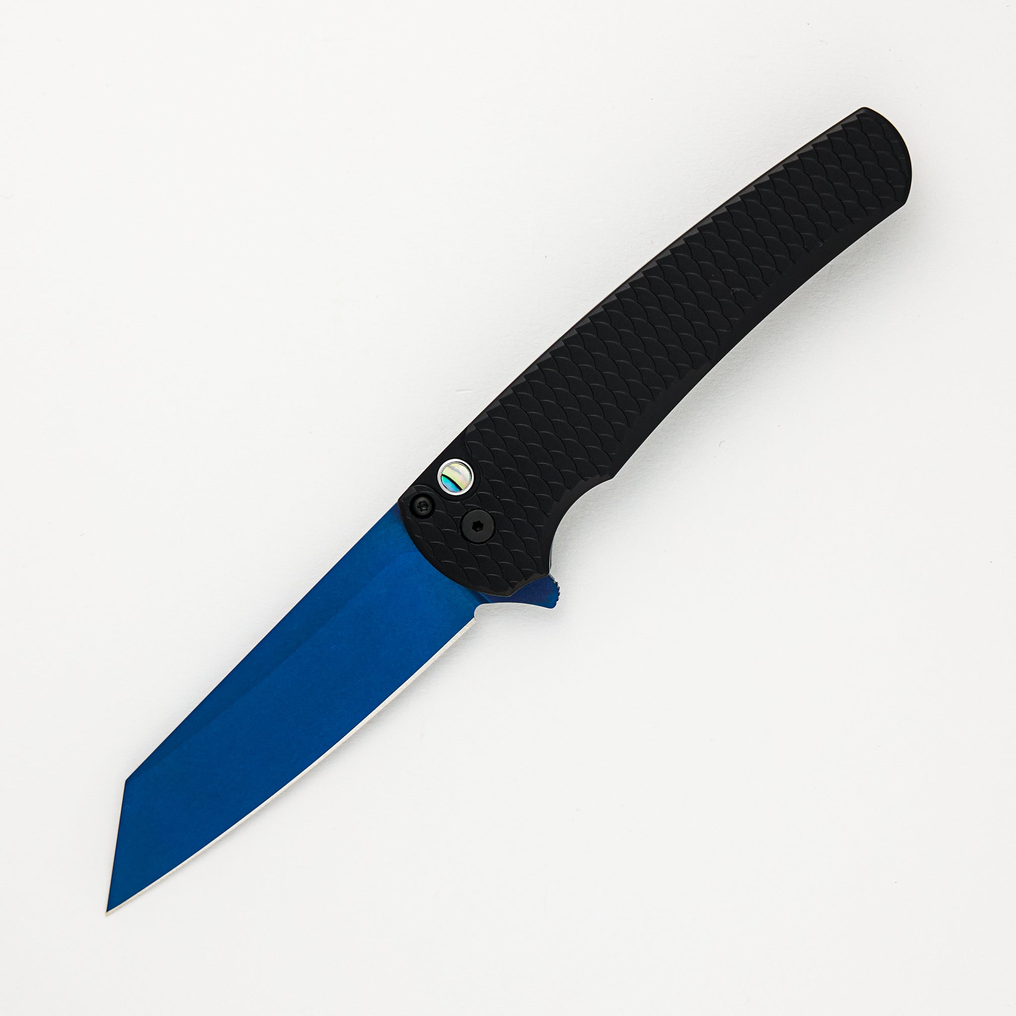 Malibu Flipper Custom Ltd. - Black Handle With "Dragon Scale" Texture - Abalone Button - Sapphire Blue 20CV Reverse Tanto Blade 5236-SB