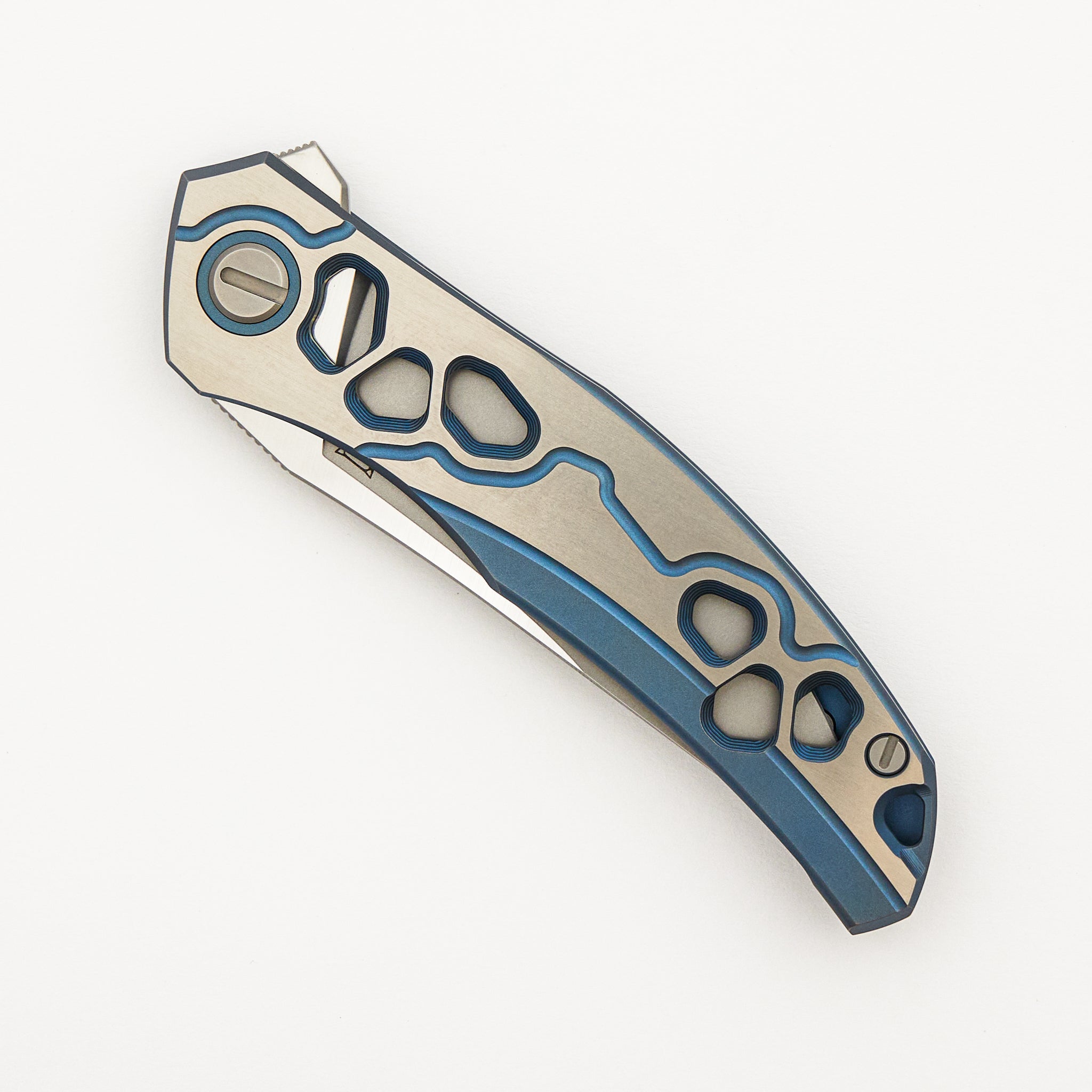Alexey Konygin Finish Quantum “Cybonic Plague” – Cromax PM Blade - Satin/Blue – MRBS