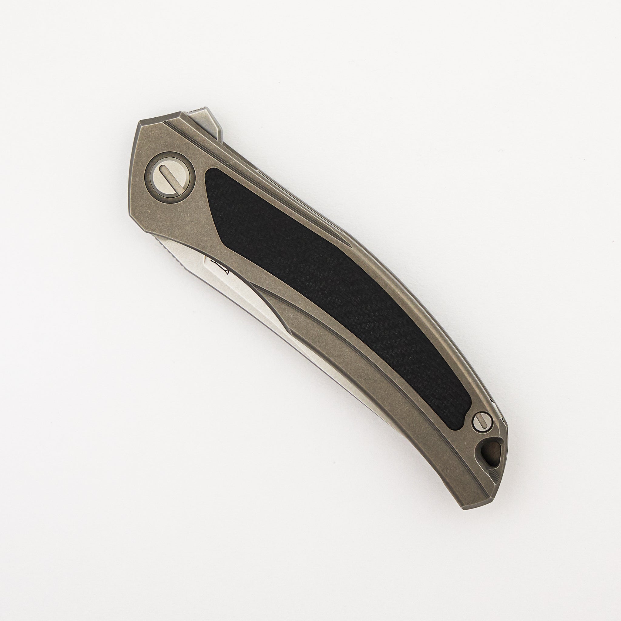 Ursus Quantum - Cromax PM Blade - Titanium Handle - Black G10 Inlay - SRBS