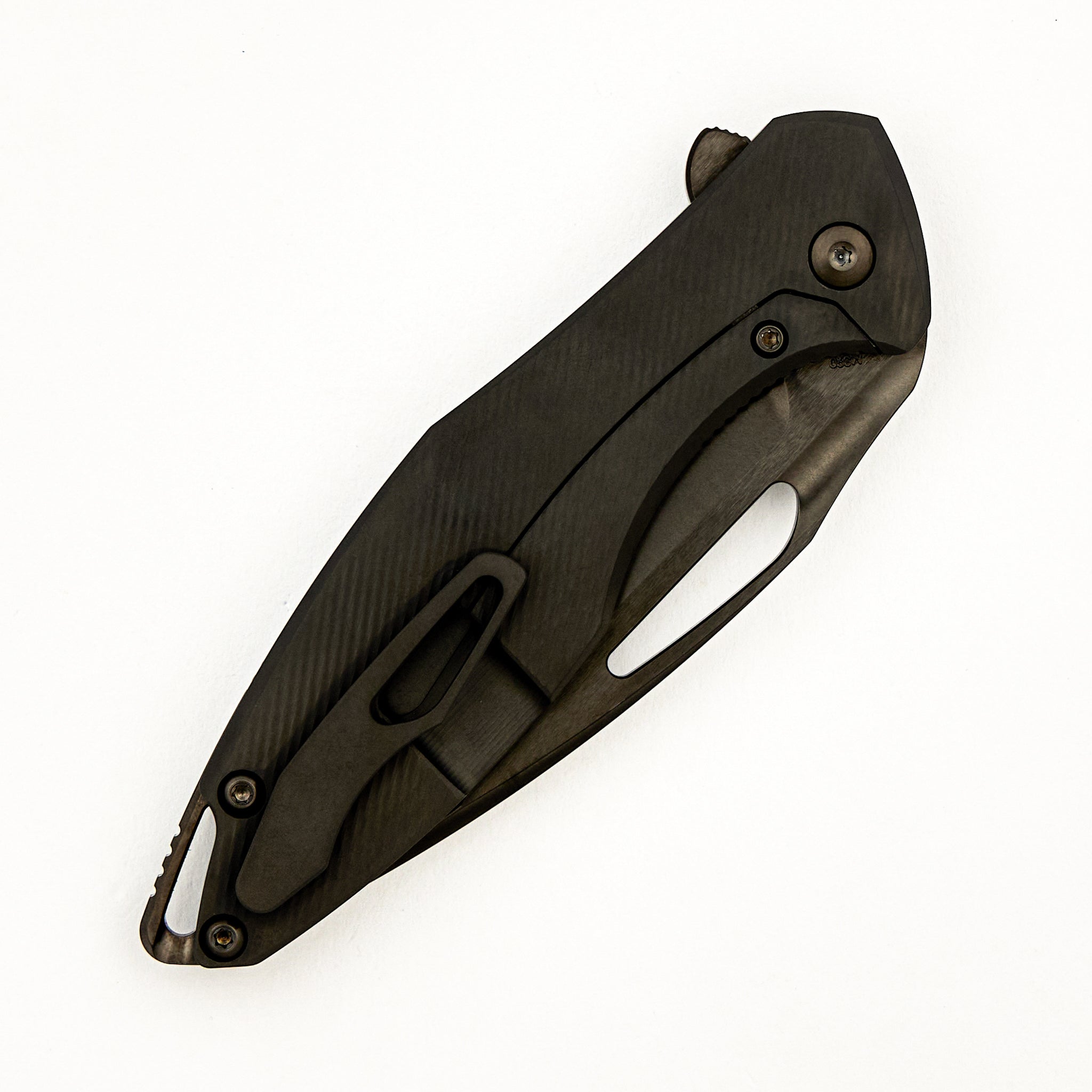 Arius - C-Patterned DLC Titanium Handle - DLC Hardware - DLC Brightwashed W/ Polished Flats M390 Blade