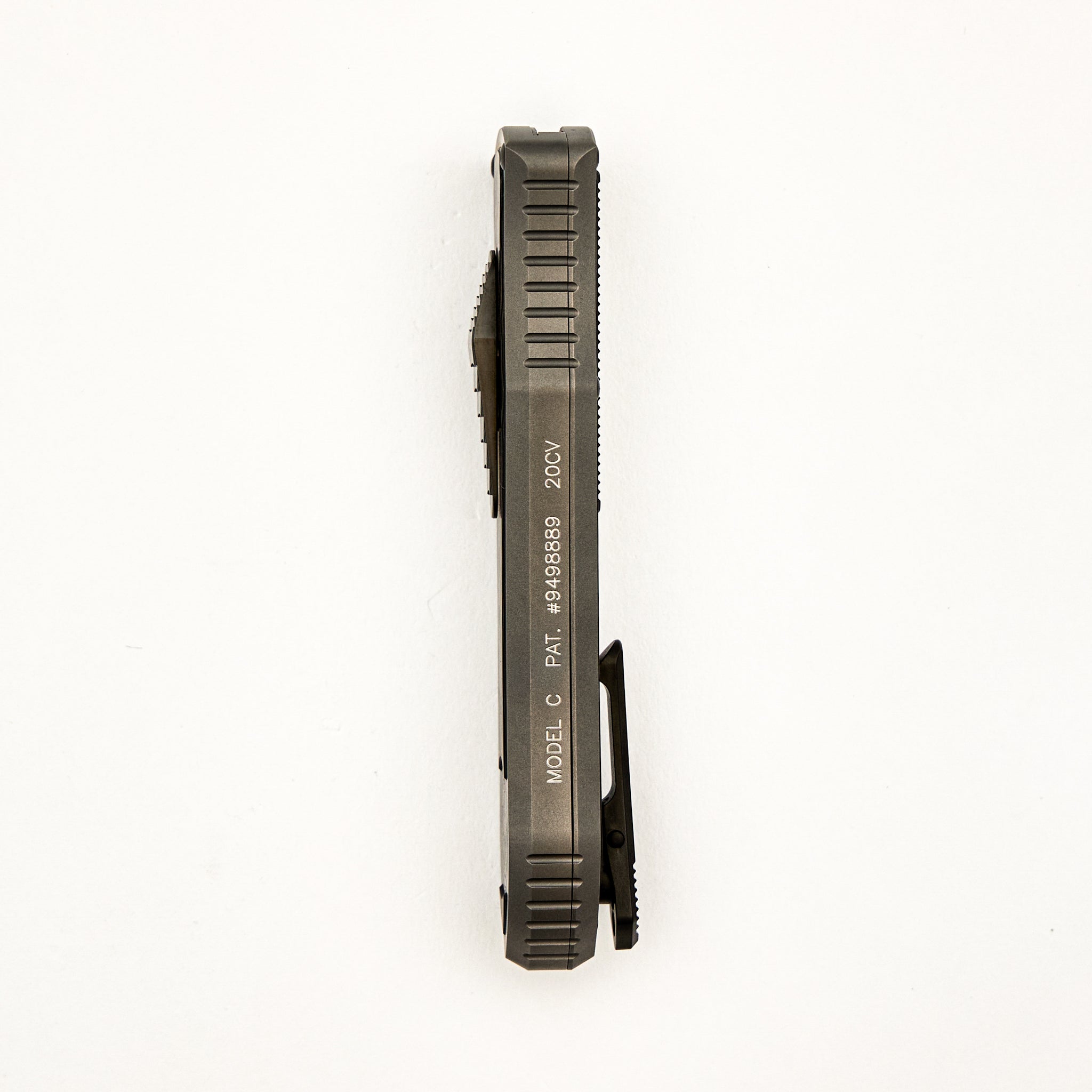 Deadlock Model C - Titanium Handle W/ Fat Carbon Inlay - 20CV Blade