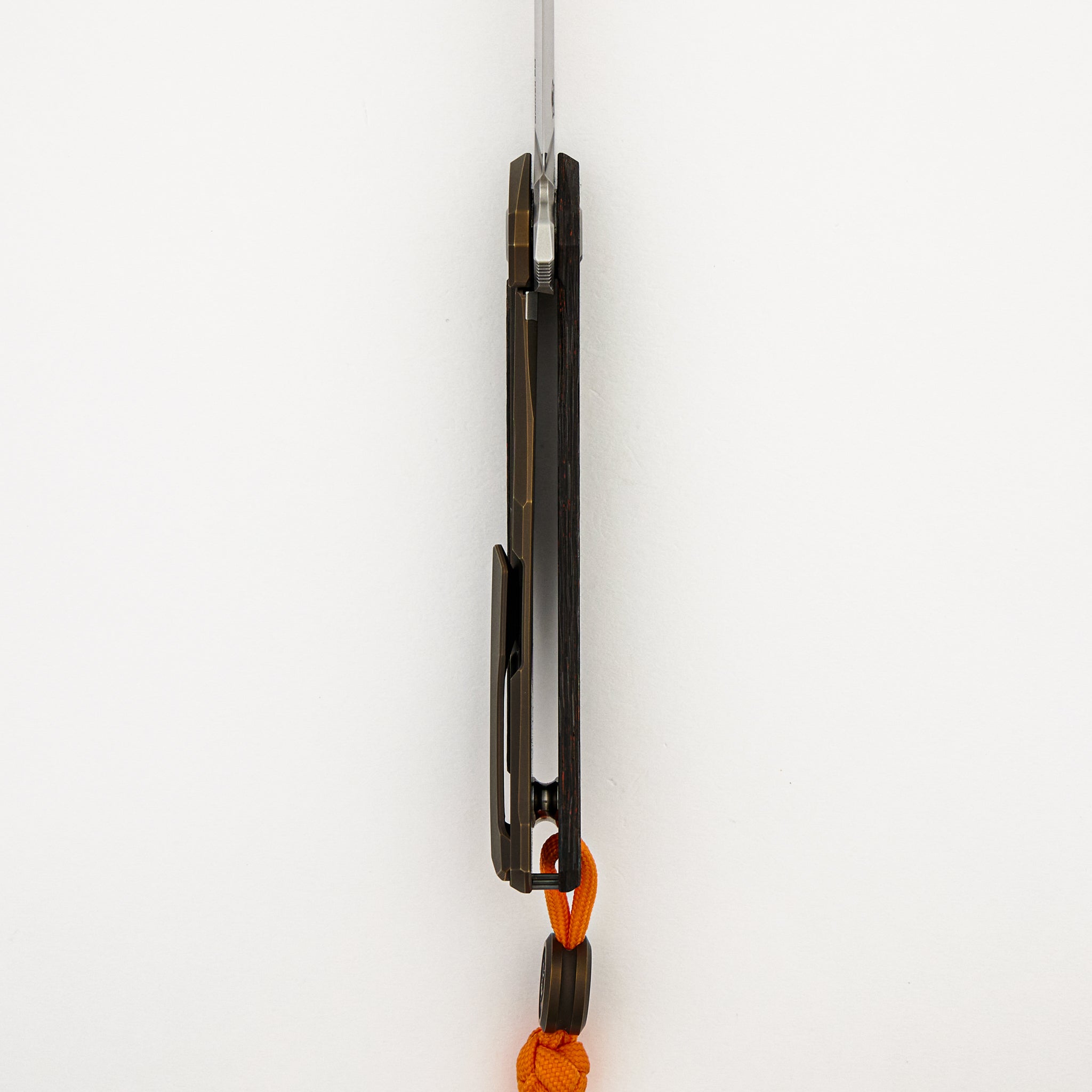 Quantium Halloween Edition - Cromax PM Blade - Titanium/"Halloween" TechnoCarbo W/ Luminofor Handle - MRBS