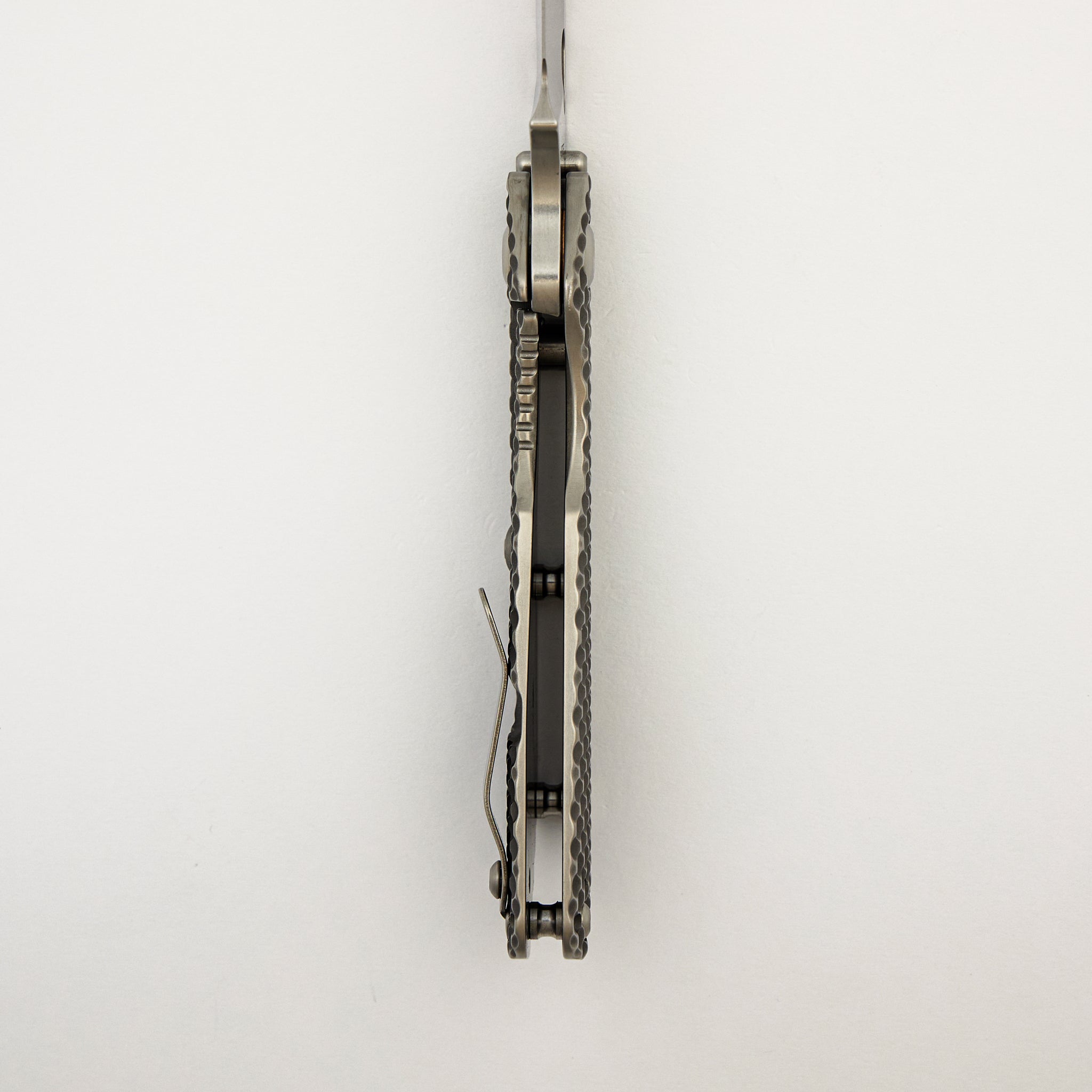 SMF DGG - Titanium Handle - S30V Blade