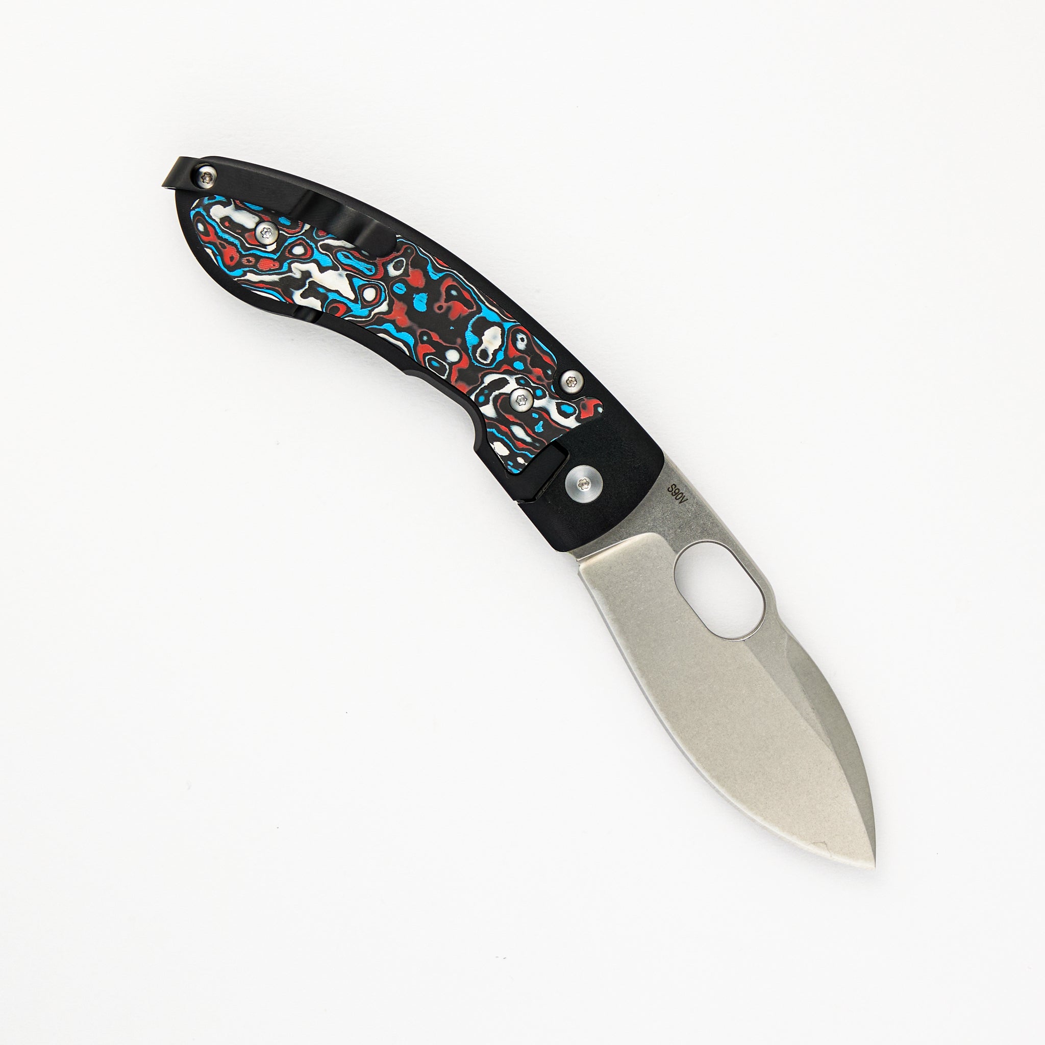 Lum Leaf (Style 4) – Red/Black Carbon Fiber Inlays – Stonewash S90V Blade
