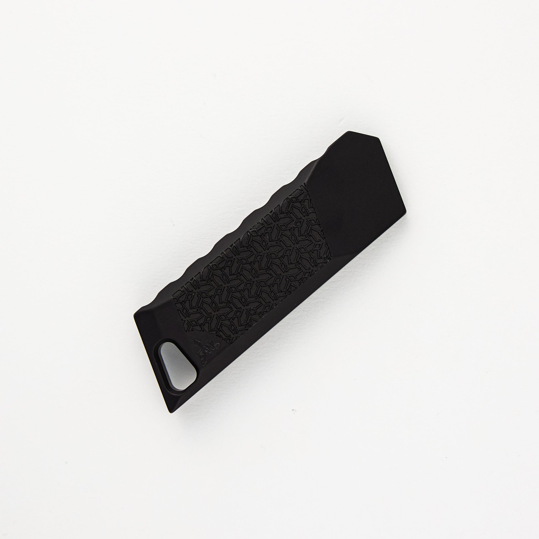 Bob The Boxcutter – R1P – Aluminum – Black